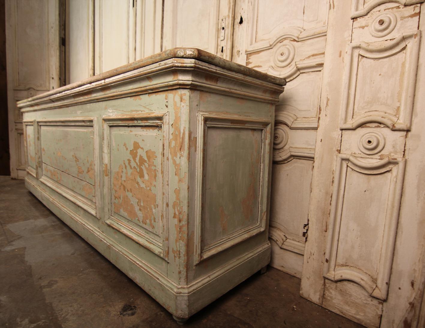 Late 19th Century French Painted Shop Counter In Good Condition In Dusseldorf, DE