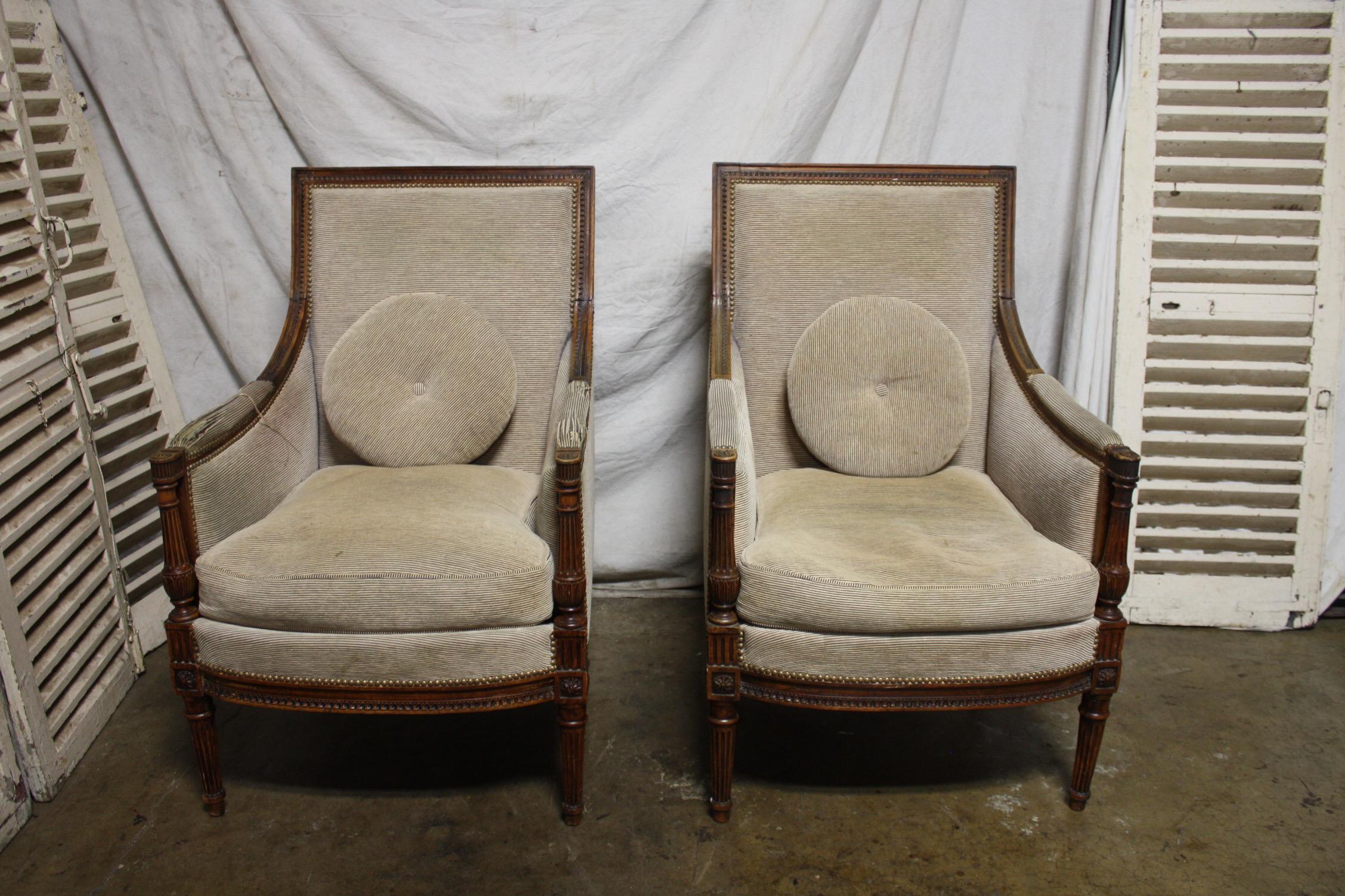 Louis XVI Late 19th Century French Pair of Bergere Chairs