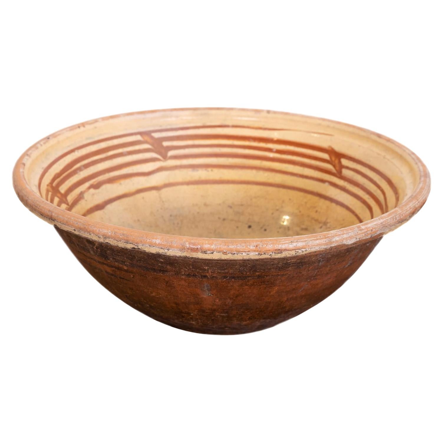 Late 19th Century French Pancheon or Dough Bowl with Light Mustard Yellow Glaze For Sale