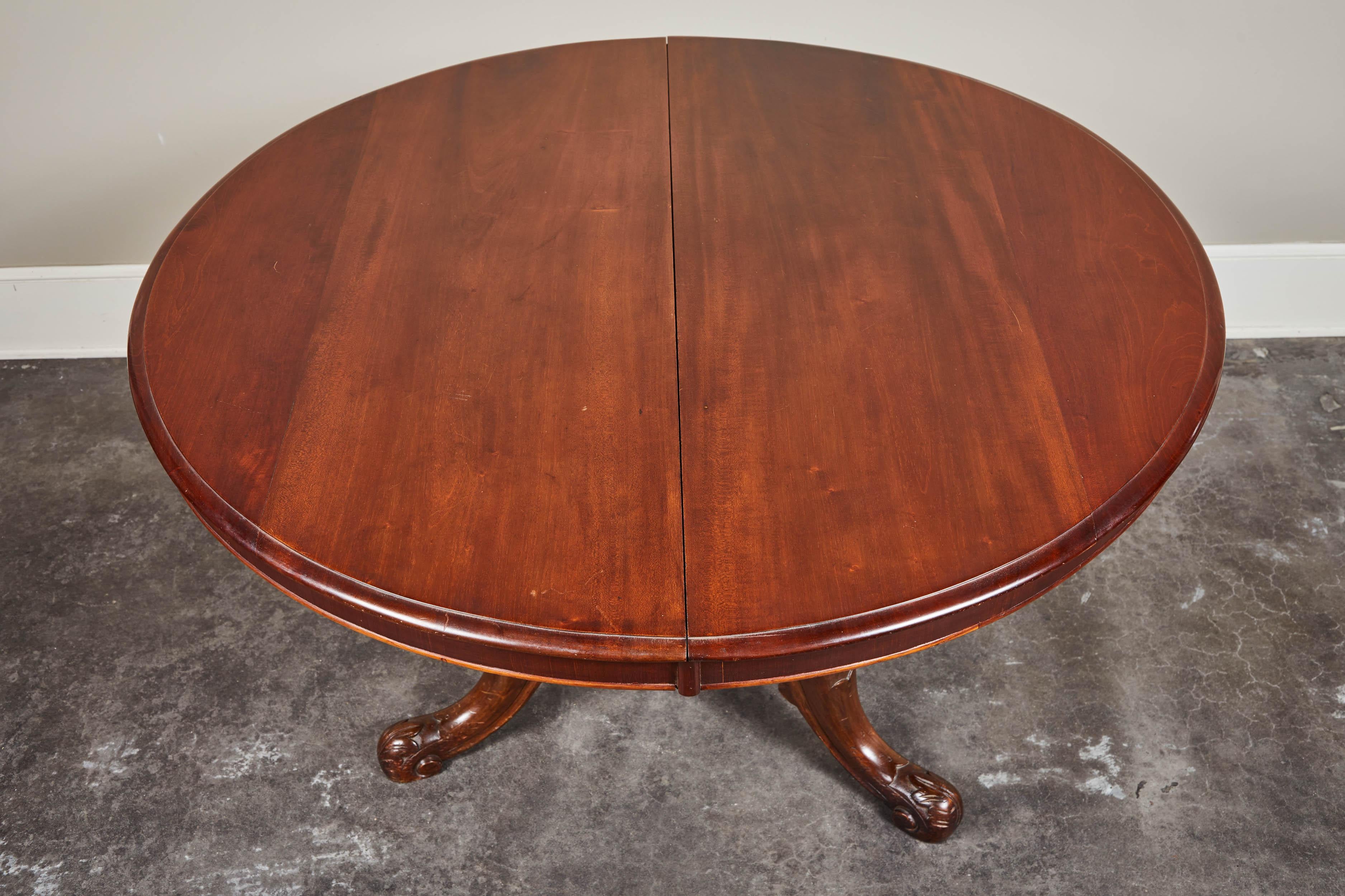 Late 19th Century French Pedestal Table In Good Condition In Pasadena, CA