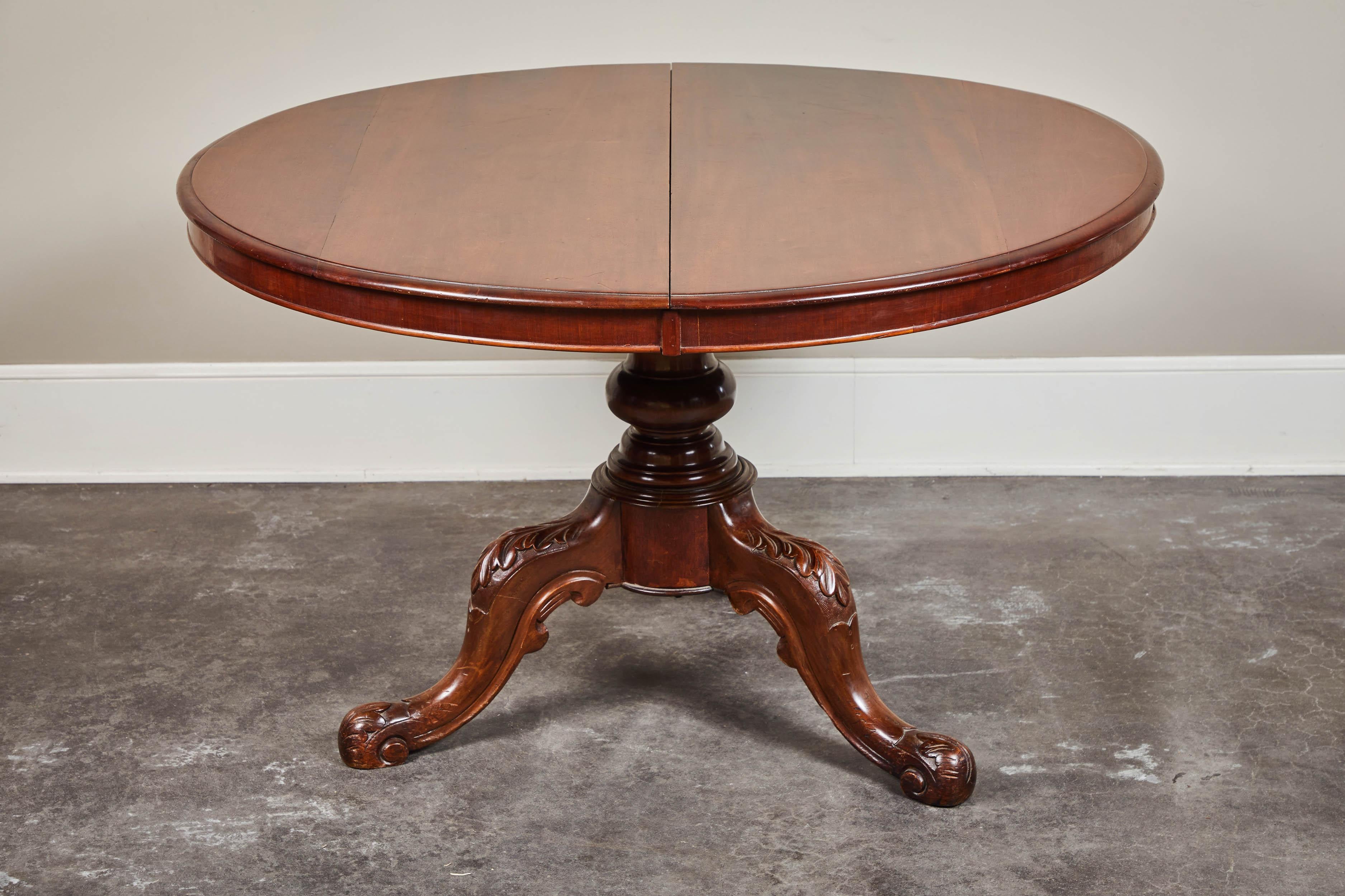 Late 19th Century French Pedestal Table 4
