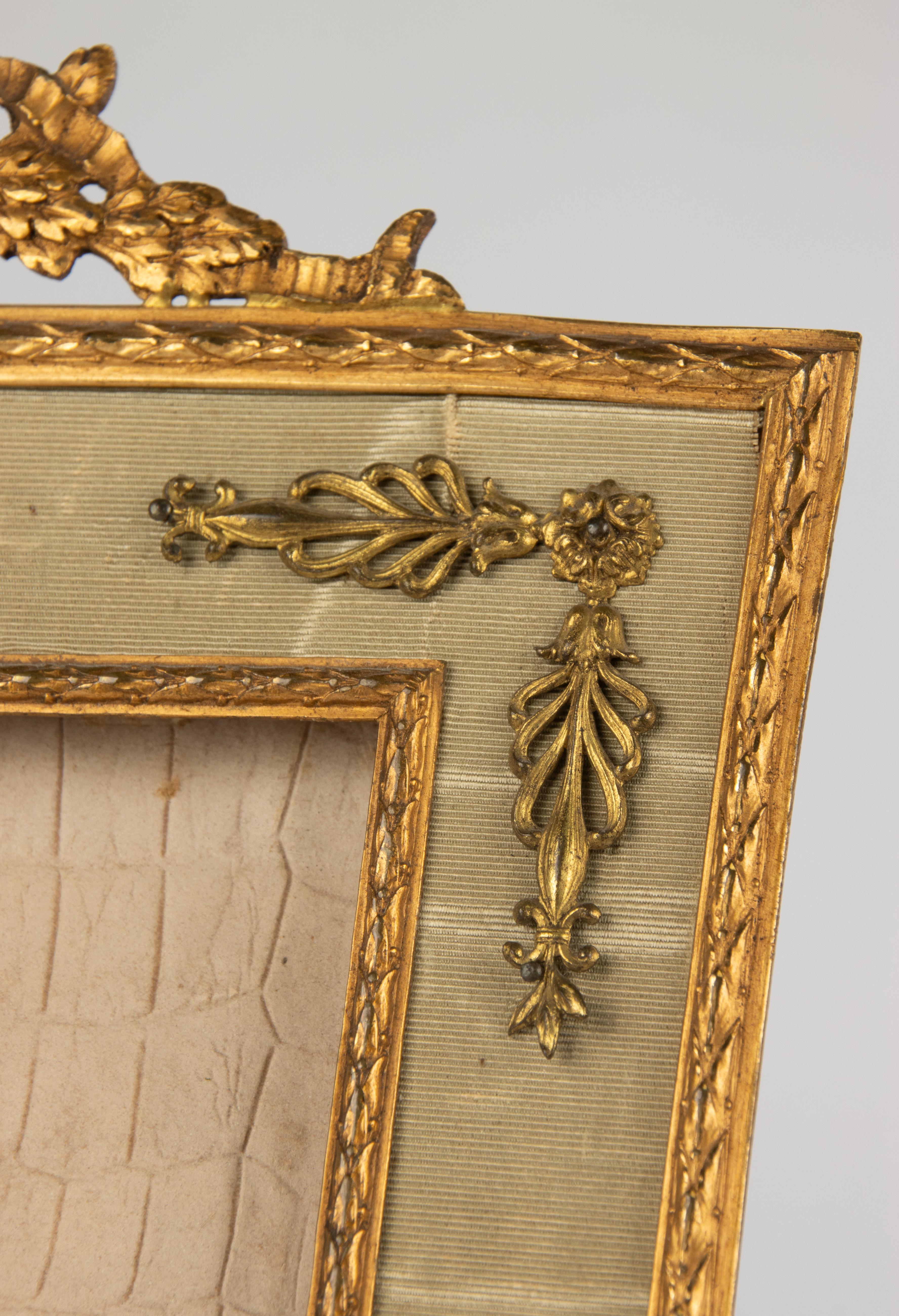Late 19th Century French Picture Frame - Empire Style - Gilt Copper For Sale 9