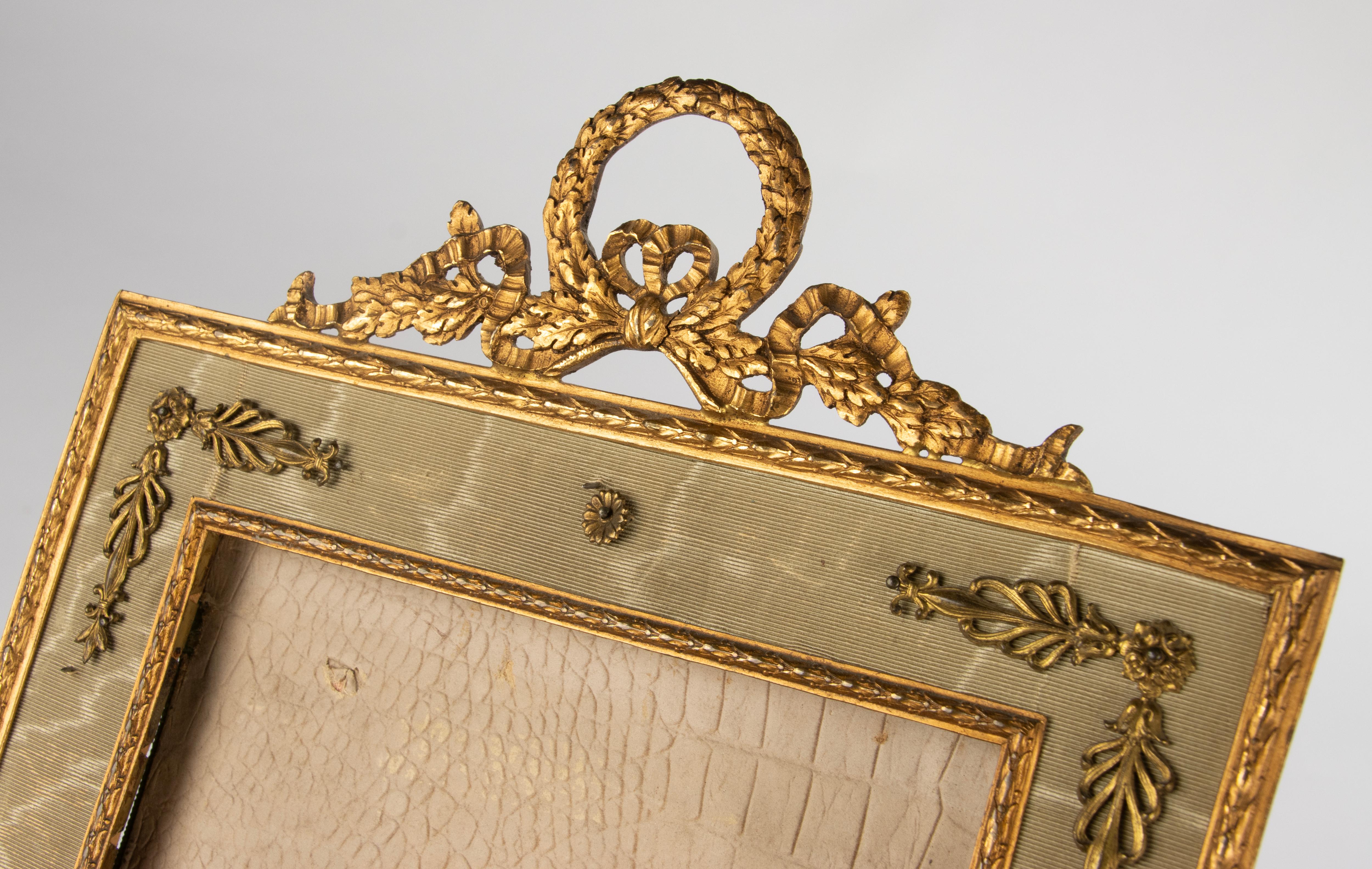 Late 19th Century French Picture Frame - Empire Style - Gilt Copper For Sale 12