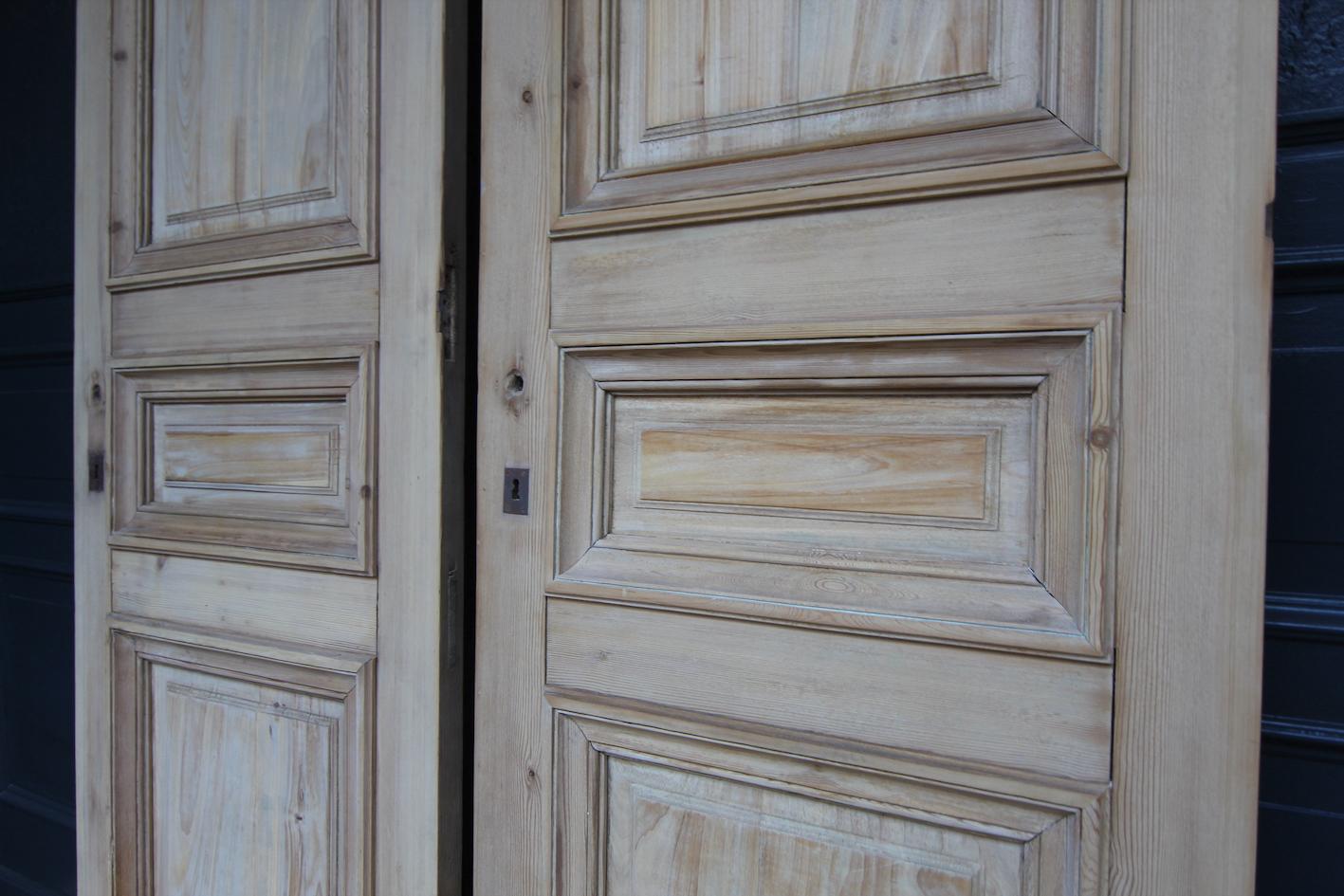 Late 19th Century French Pine Doors, Set of 2 For Sale 7