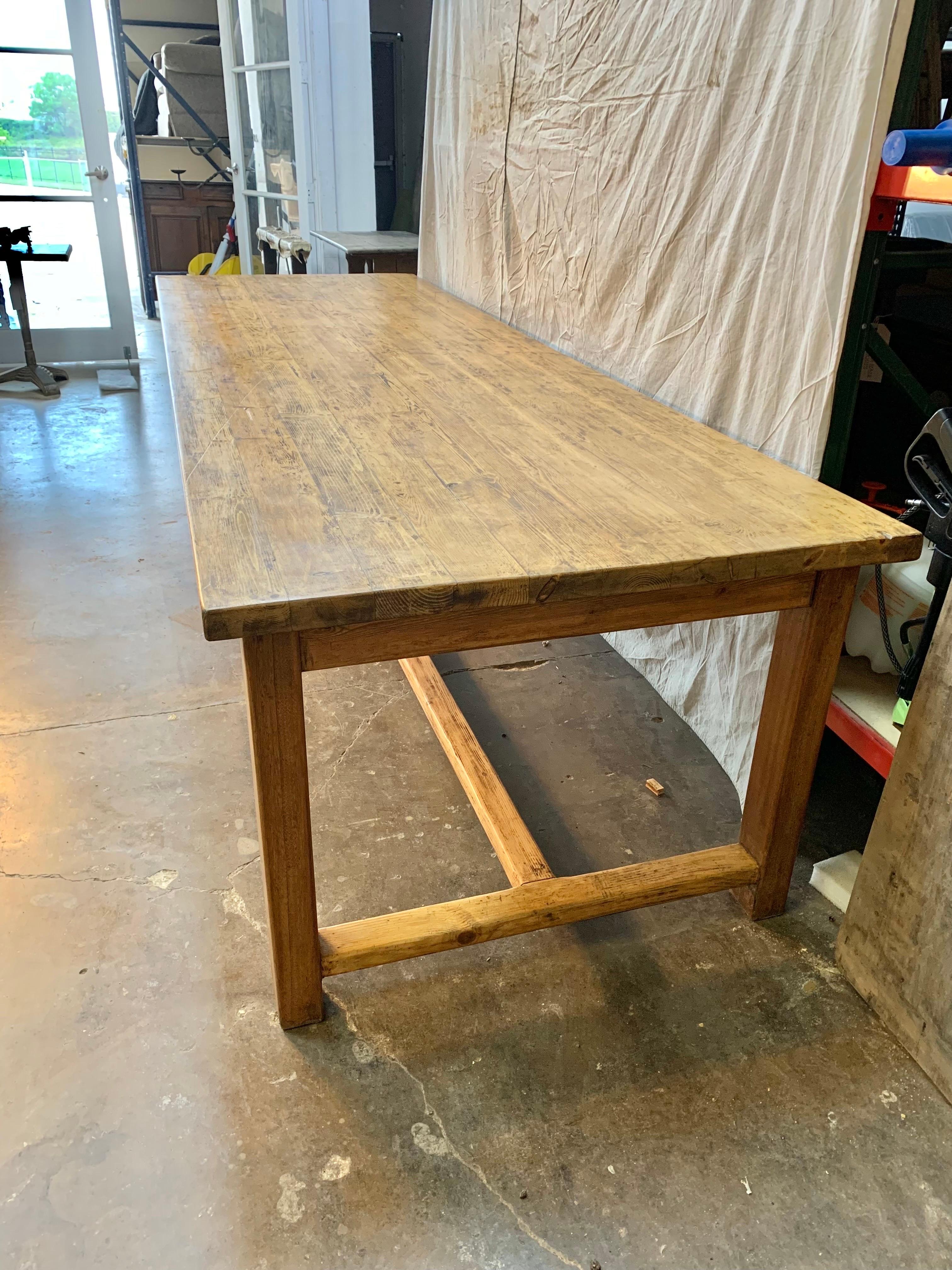 Late 19th Century French Pine Farm Table In Good Condition For Sale In Burton, TX