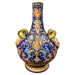 Vase ou centre de table en céramique polychrome de Desvres de la fin du XIXe siècle