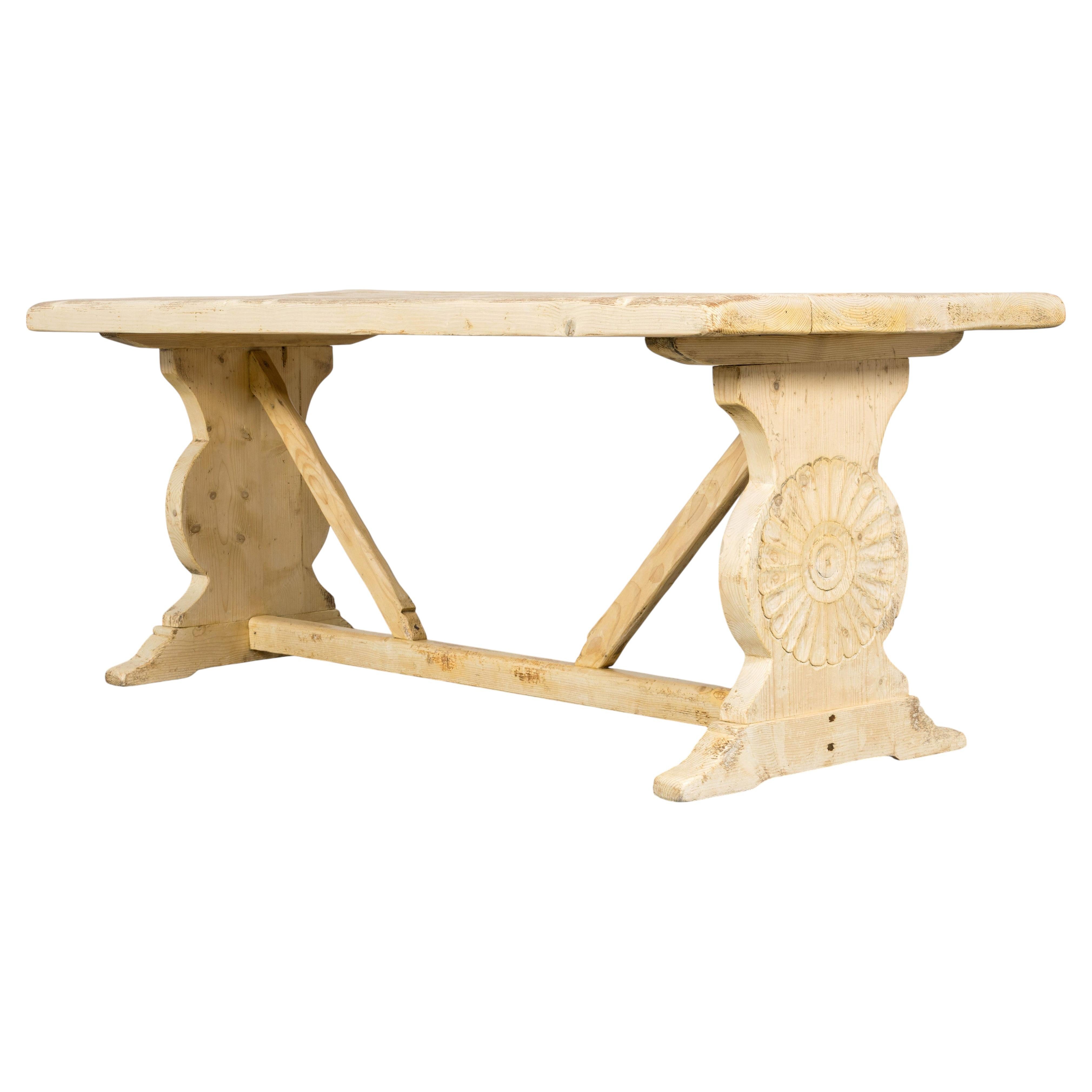 Table à tréteaux de style provincial français du XIXe siècle, en pin blanchi en vente