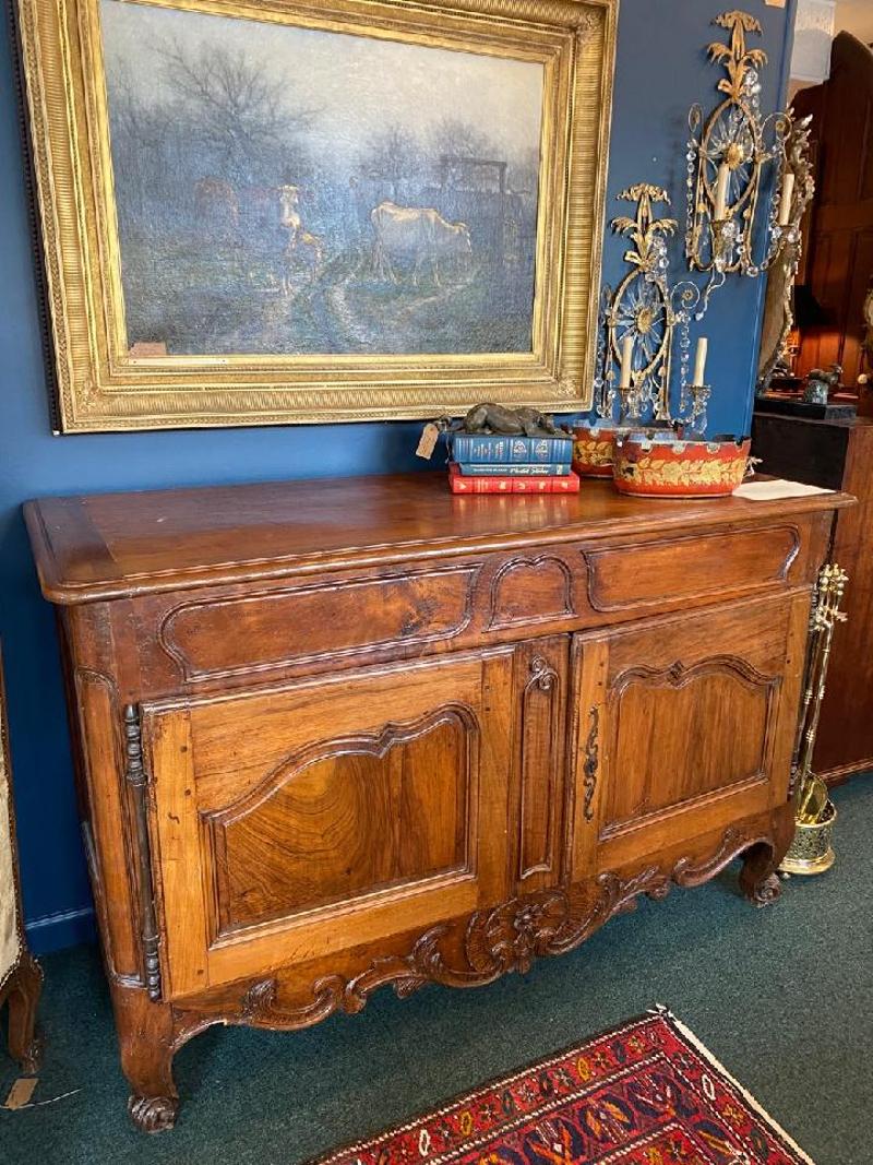 Late 18th Century Louis XV Style French Provincial Walnut Two Door Buffet For Sale 7