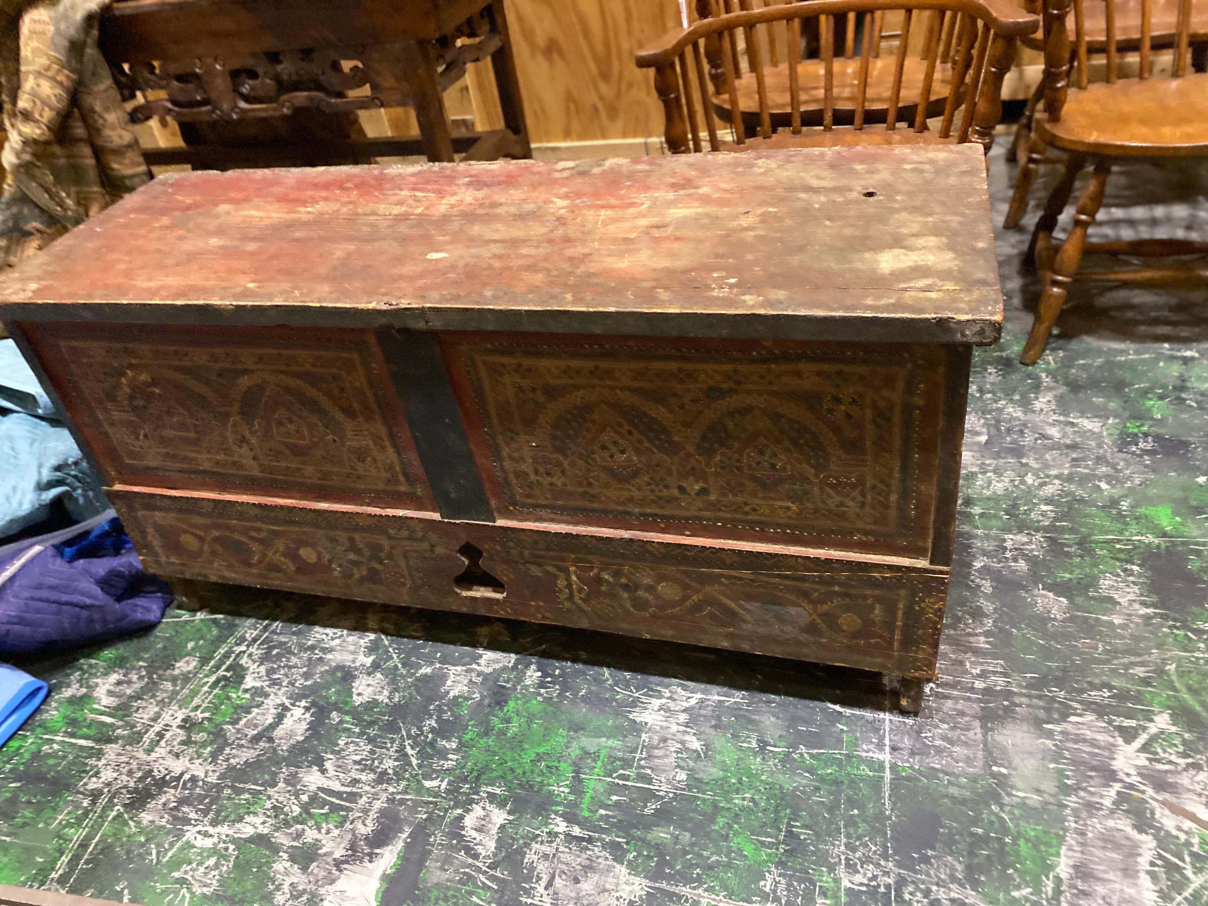 Late 19th Century French Red Painted Blanket Chest with Elaborate Decoration For Sale 8