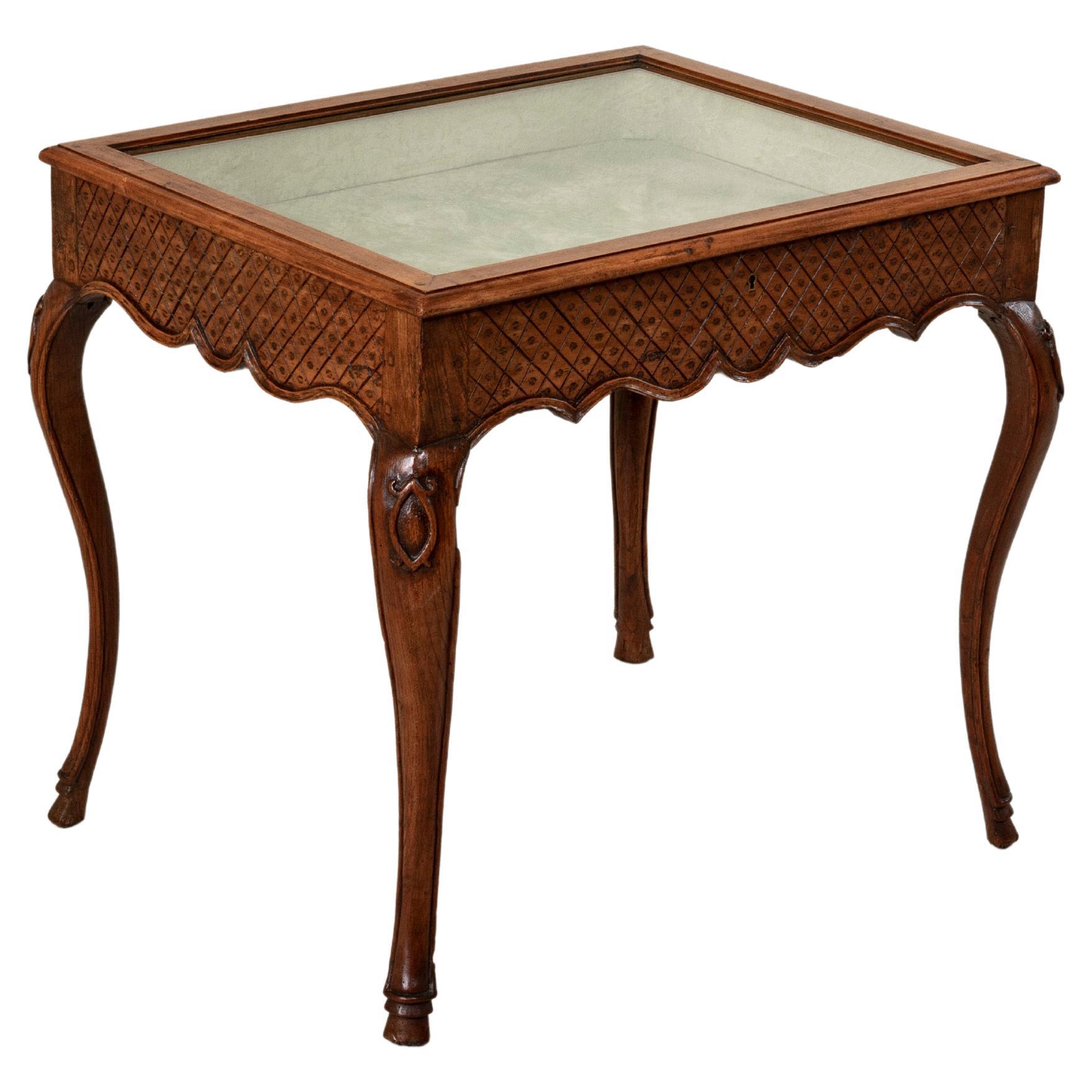Late 19th Century French Regency Style Hand Carved Walnut Display Table, Vitrine For Sale