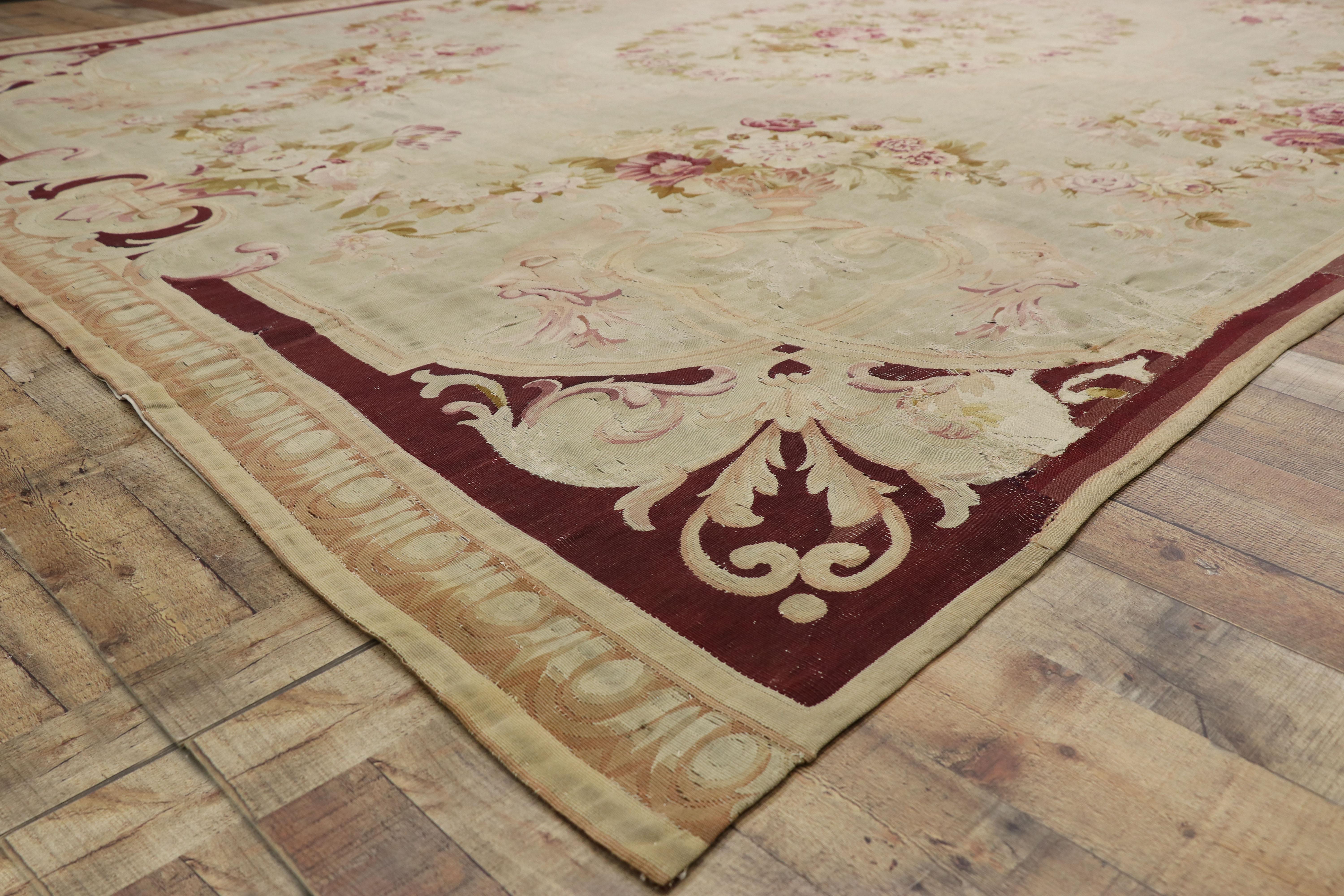 Late 19th Century French Romanticism Antique Aubusson Rug 1