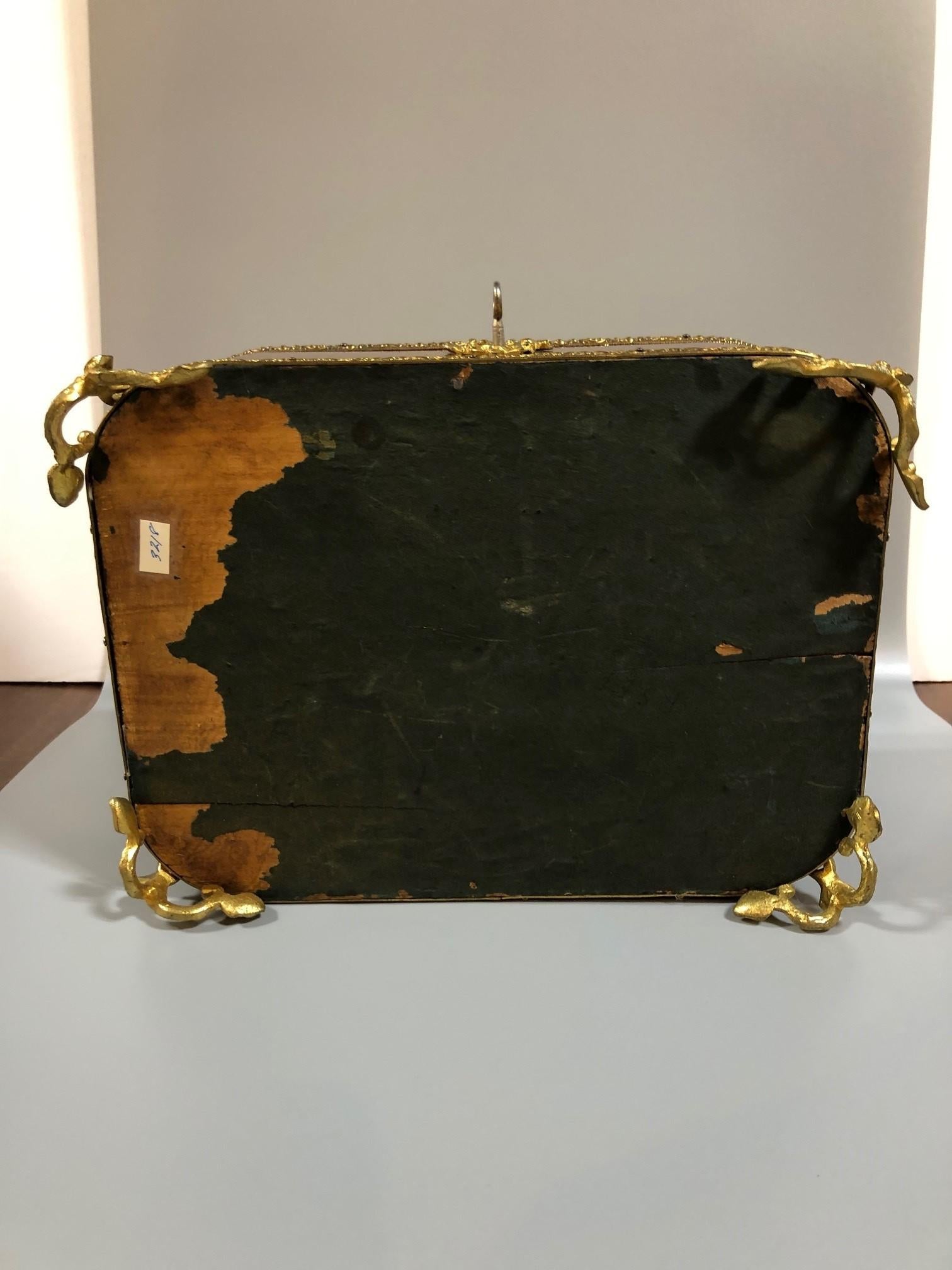 Late 19th Century French Rosewood Jewelry Box with Great Ormolu Feet and Trim For Sale 6