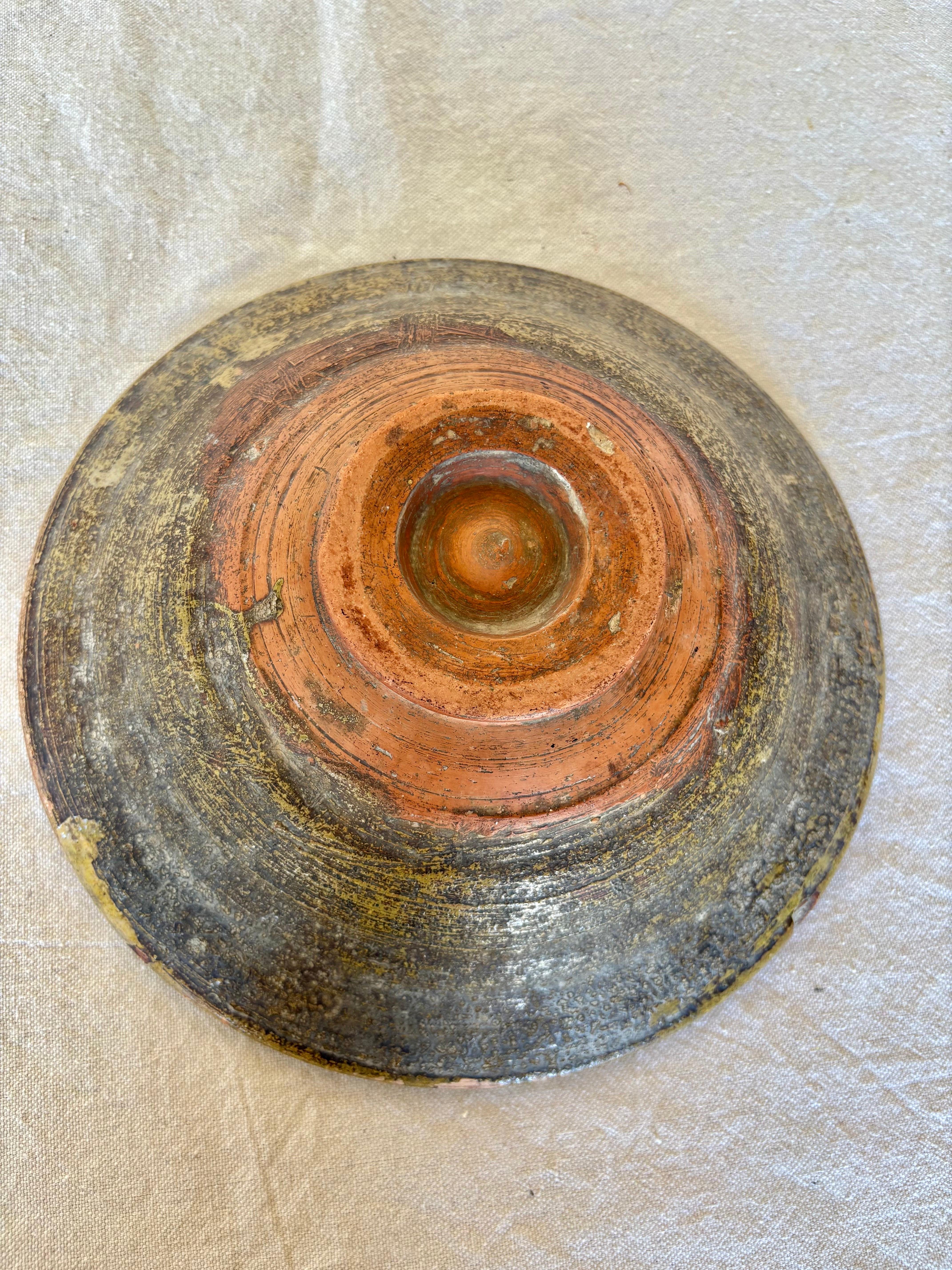 Late 19th Century French Spongeware Pottery Bowl For Sale 9