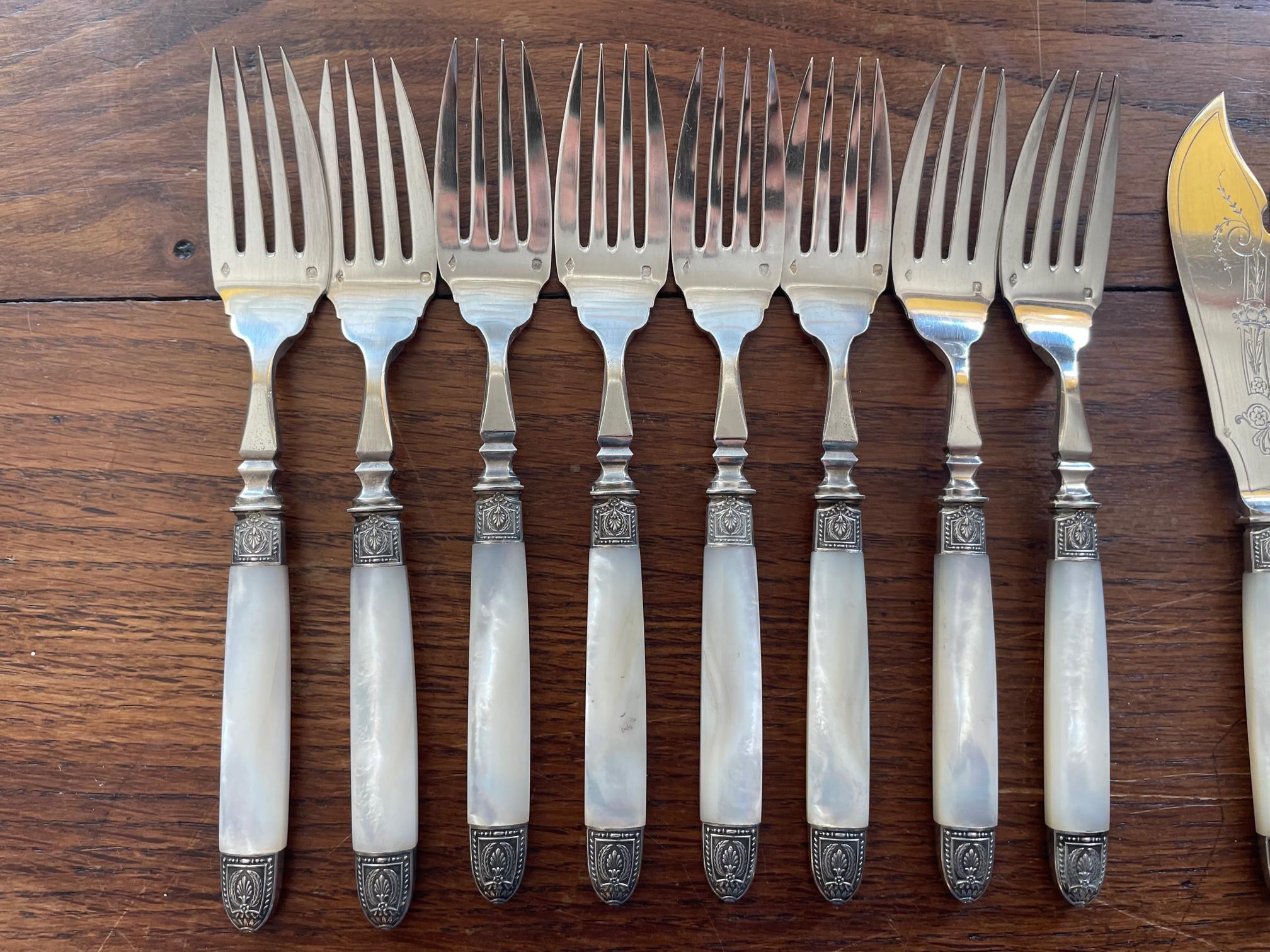 Late 19th Century, French, Sterling Silver and Mother-of-Pearl Fish Cutlery  For Sale 1