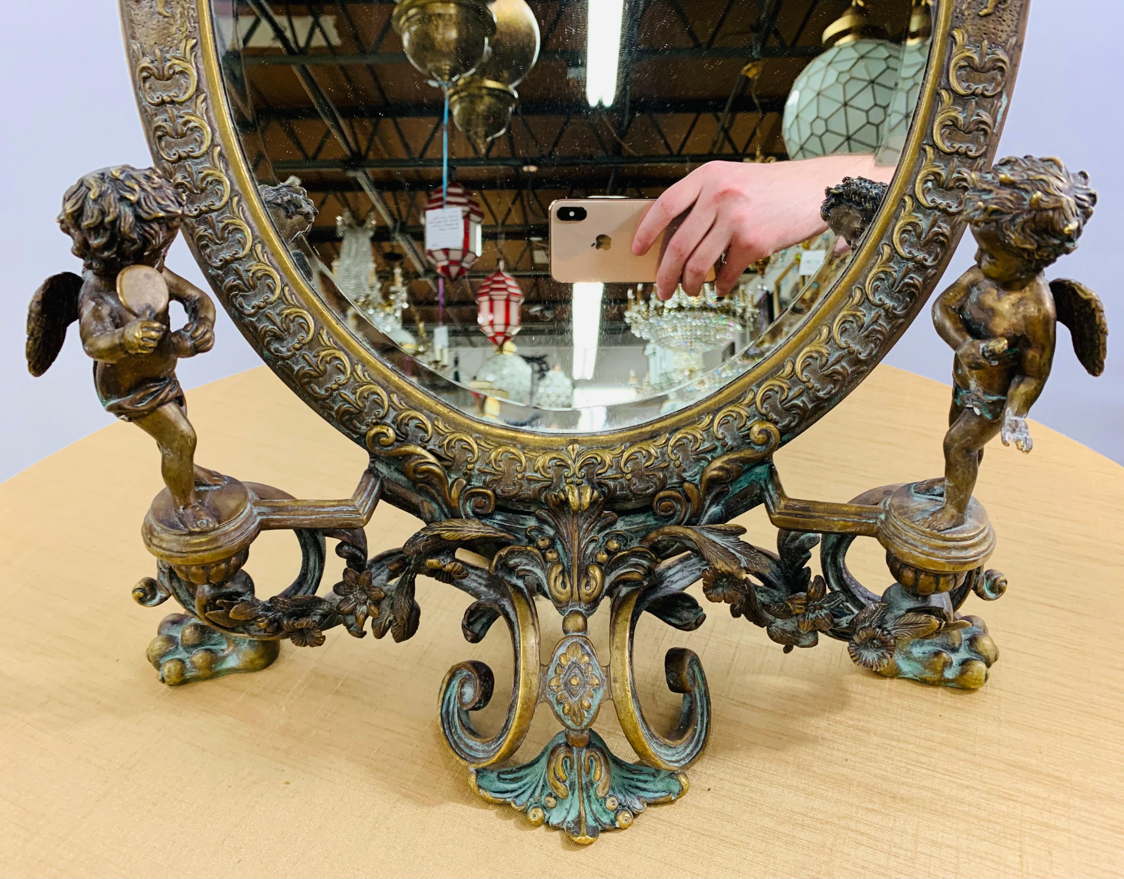 Miroir de coiffeuse français de la fin du XIXe siècle en bronze en vente 1