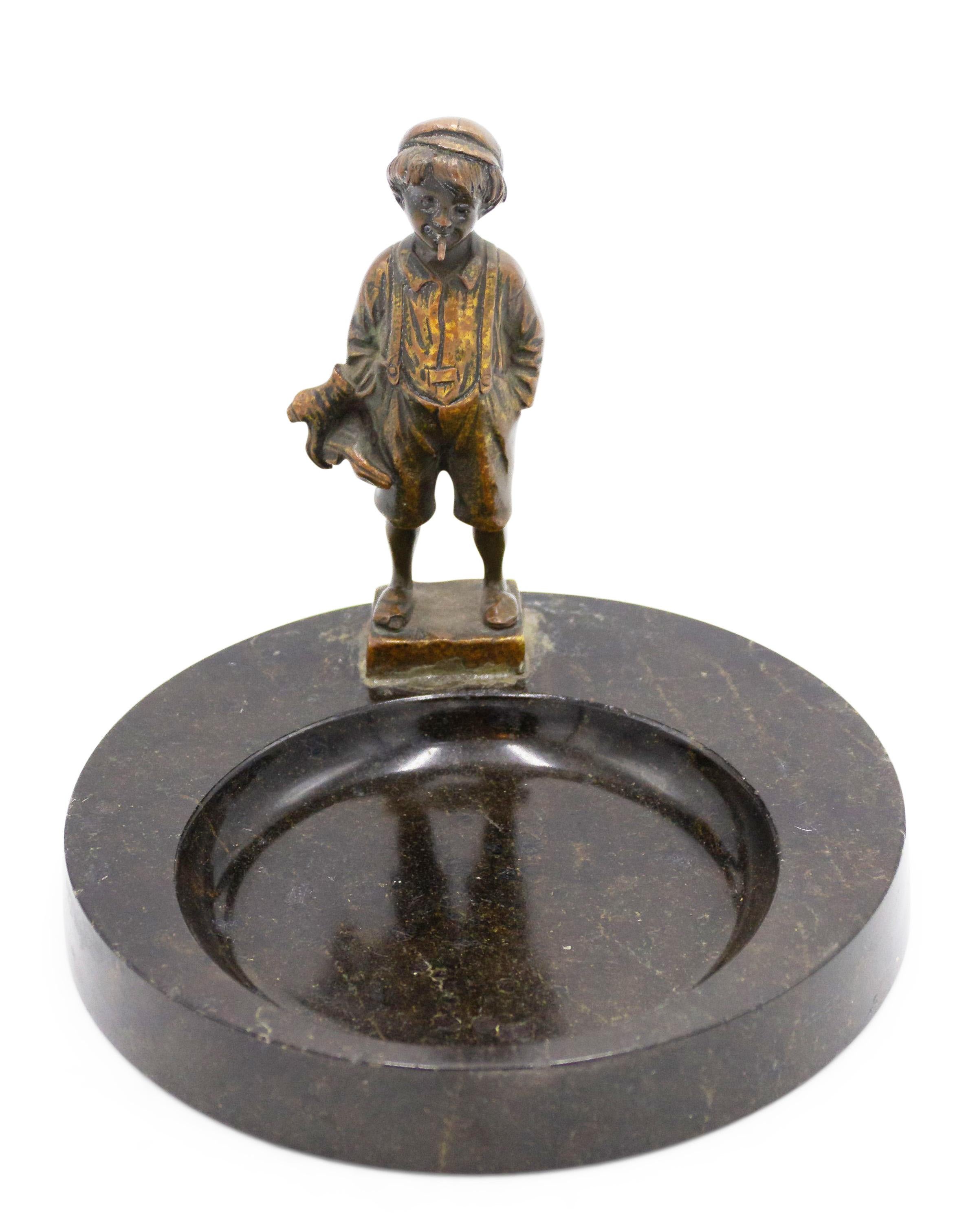 Late 19th Century French Victorian Marble Ashtray with Figure 4