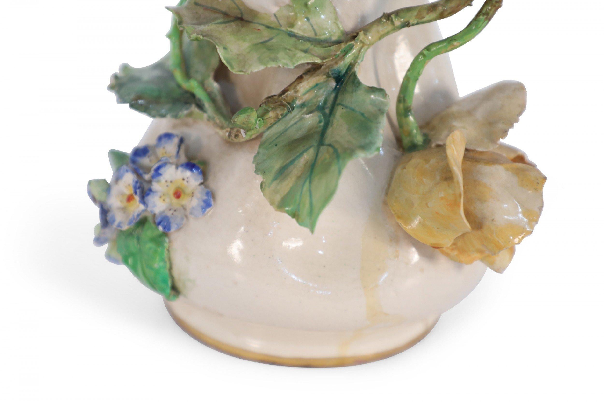 Late 19th Century French Victorian Porcelain Sculptural Rose Vase For Sale 8