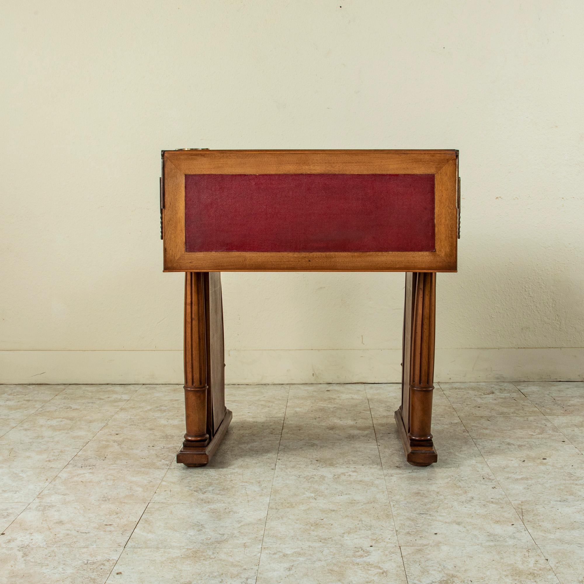 Leather Late 19th Century French Walnut Adjustable Feret Architect's Desk, Standing Desk
