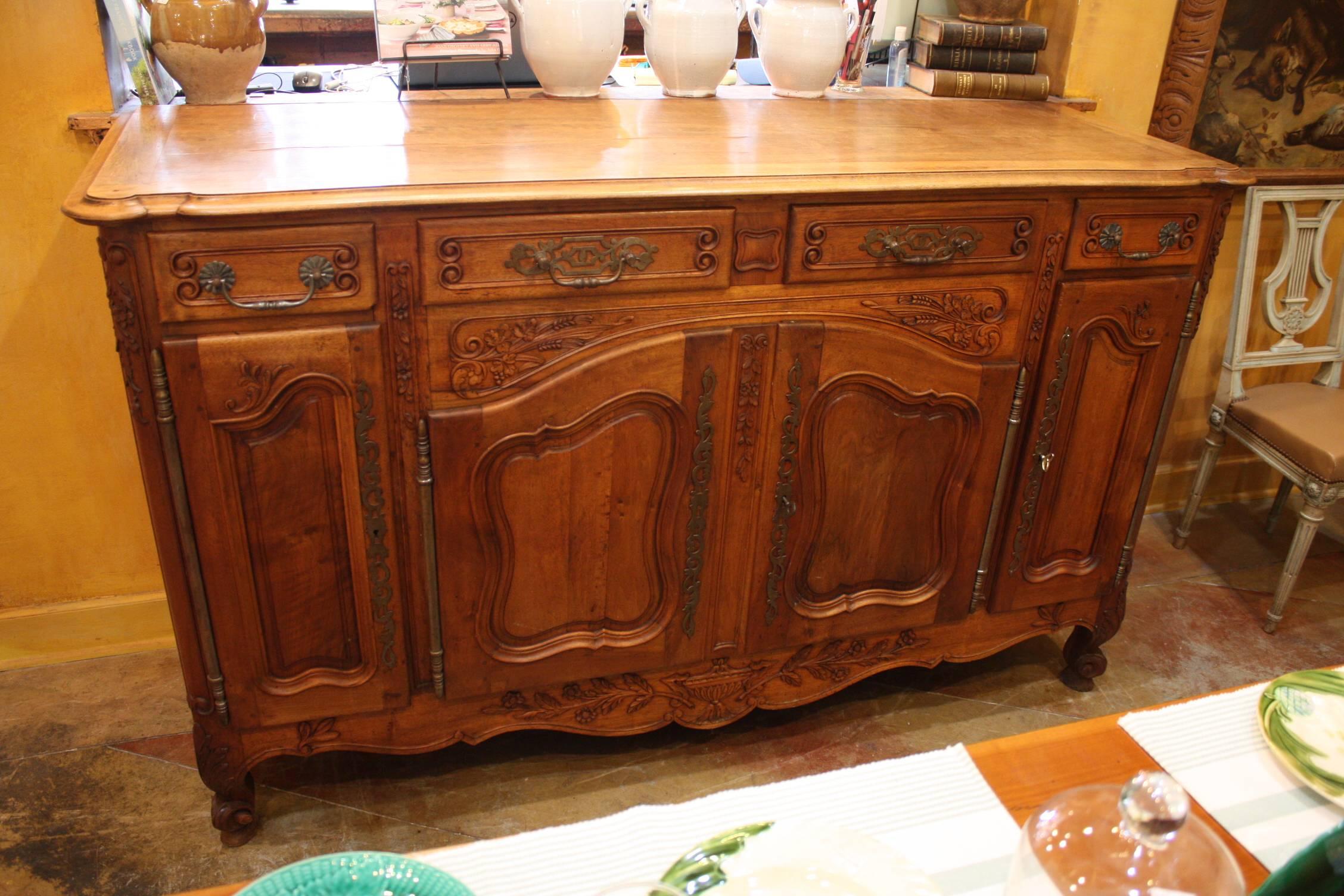 Late 19th Century French Walnut Enfilade In Good Condition In Fairhope, AL