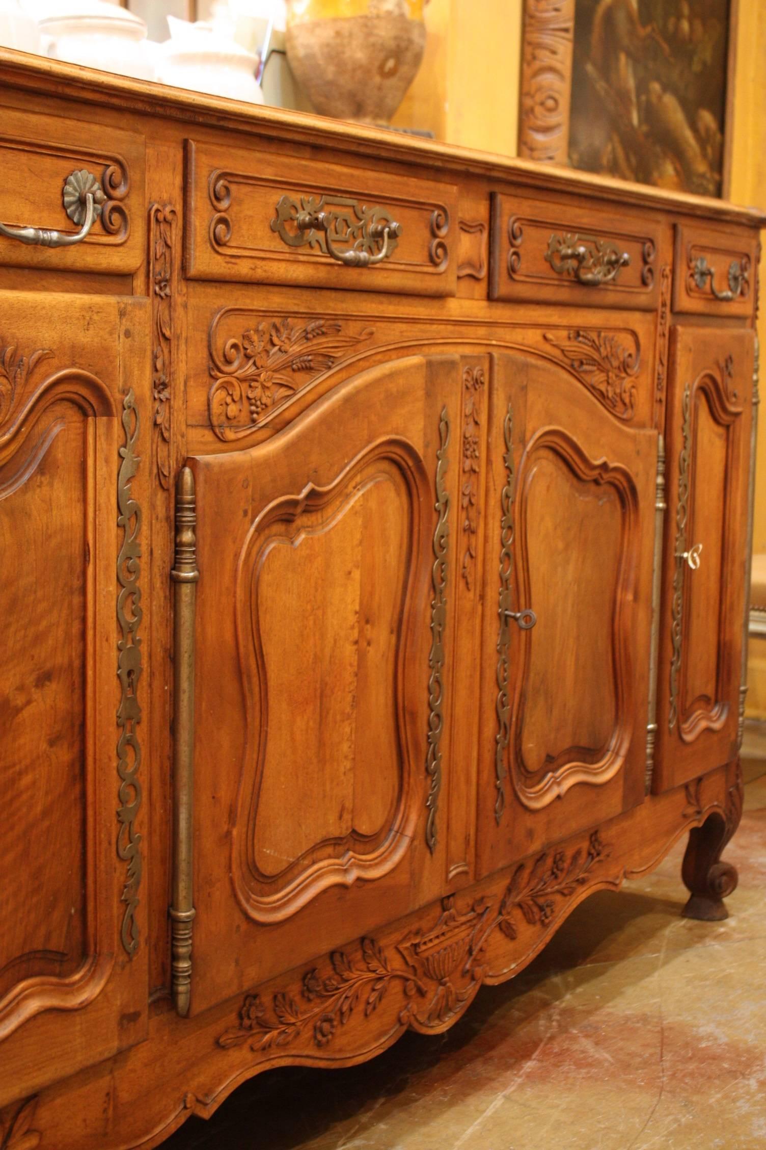 Late 19th Century French Walnut Enfilade 1