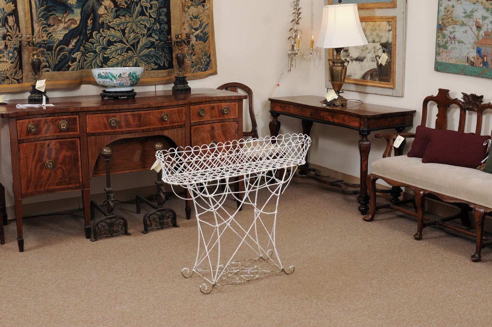 Late 19th Century French White Painted Wire Plant Stand In Good Condition For Sale In Atlanta, GA