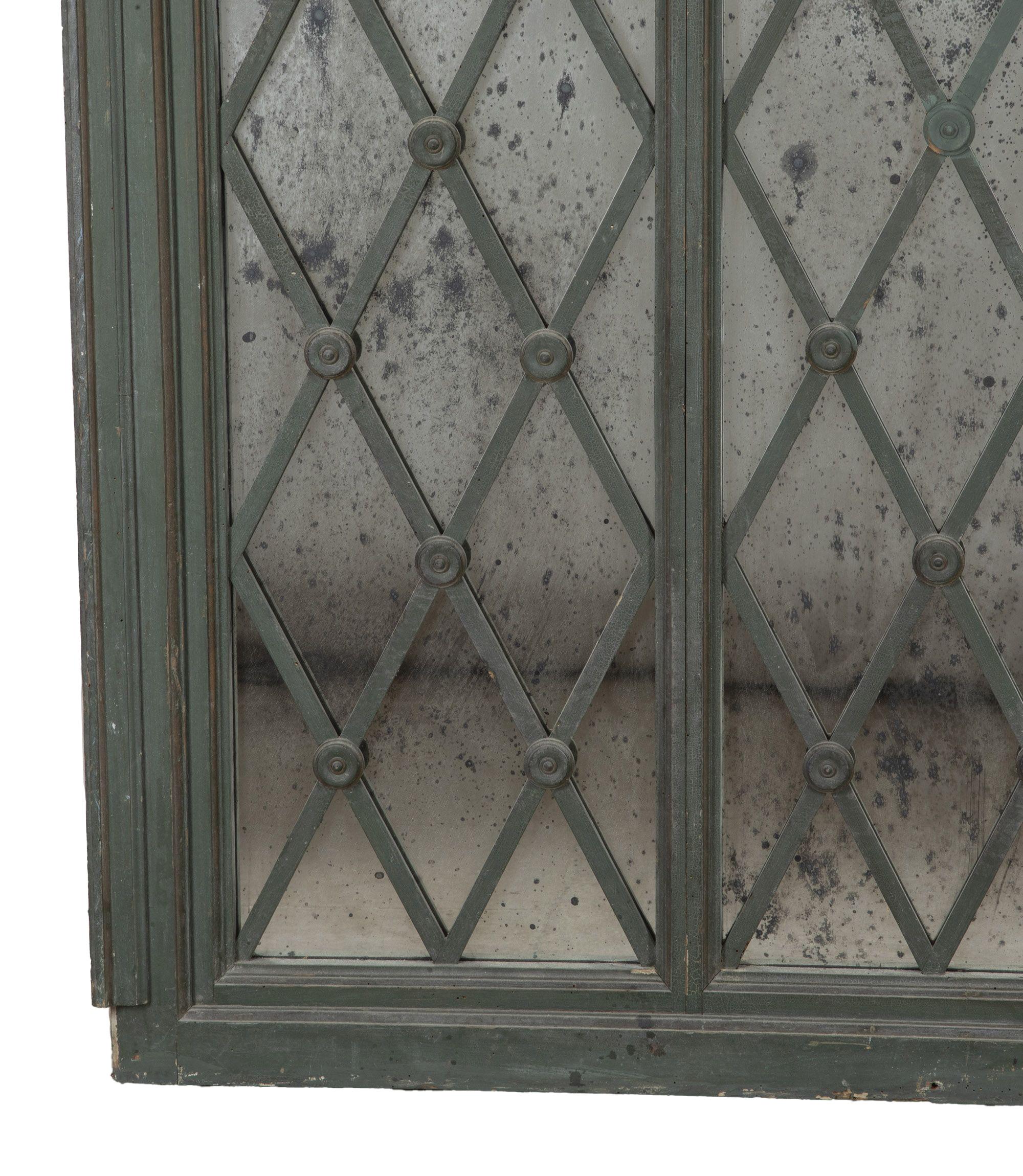 Francese Cornice di finestra in legno francese della fine del XIX secolo trasformata in specchio in vendita