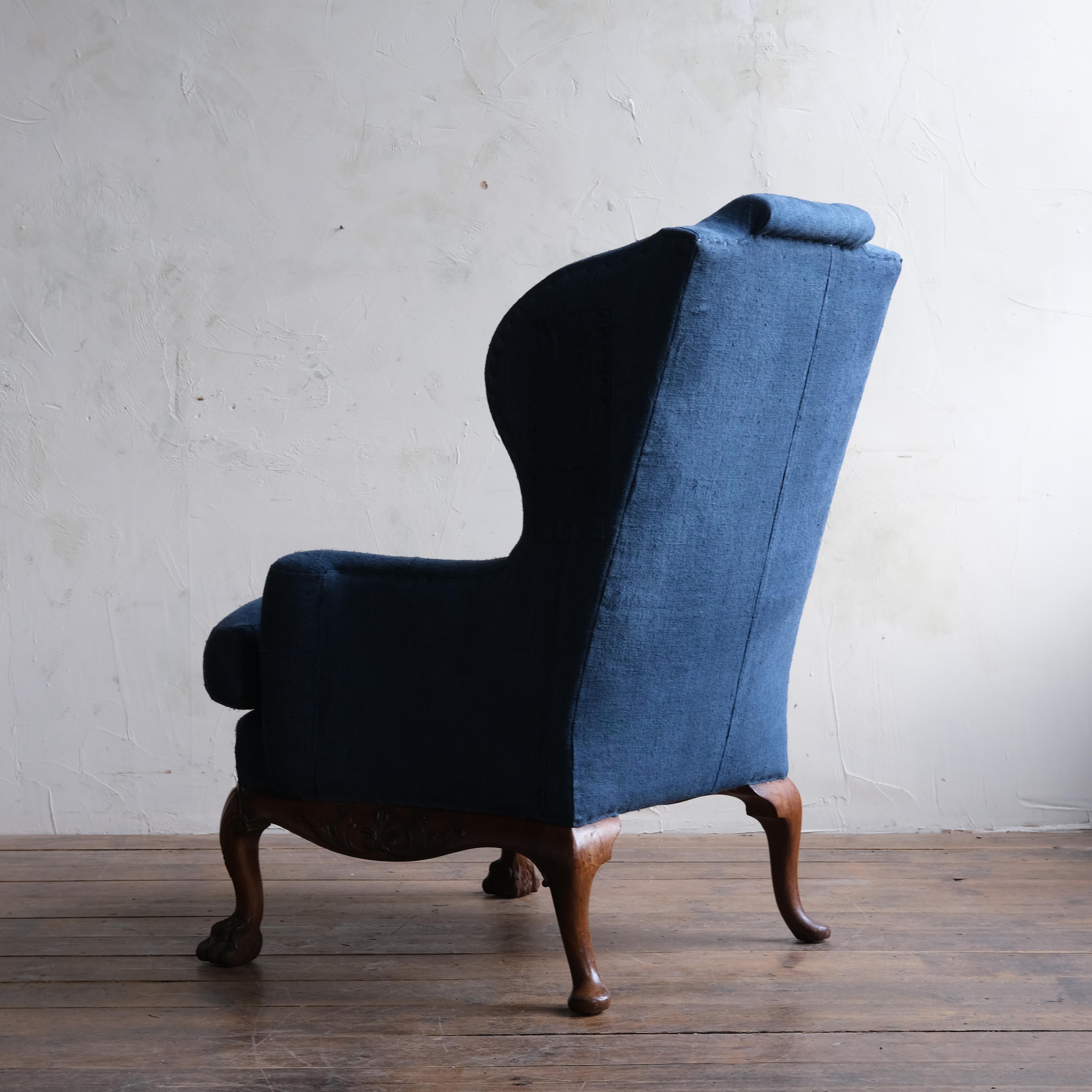 Late 19th Century George I Style Walnut Wingback Armchair For Sale 1
