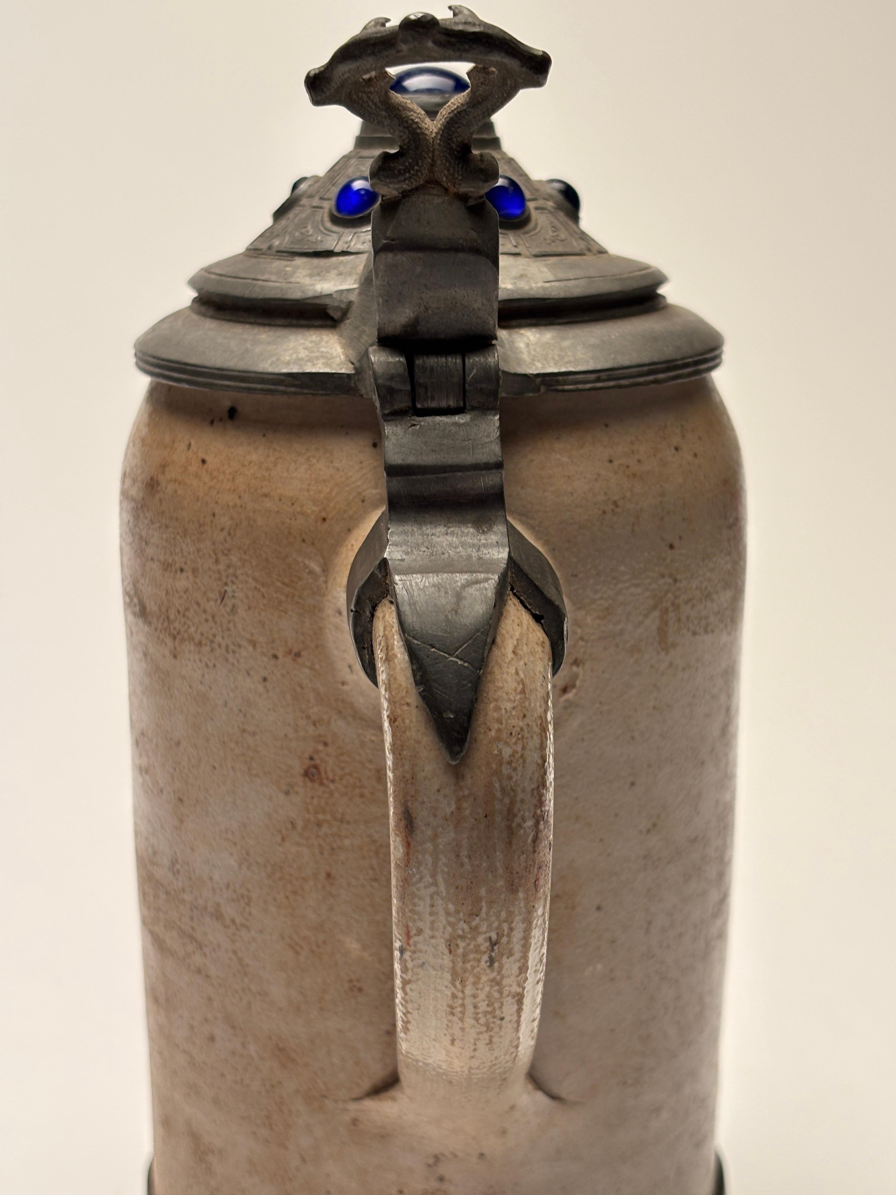 Stein da birra tedesco della fine del XIX secolo con decorazioni in vetro blu cobalto in vendita 8