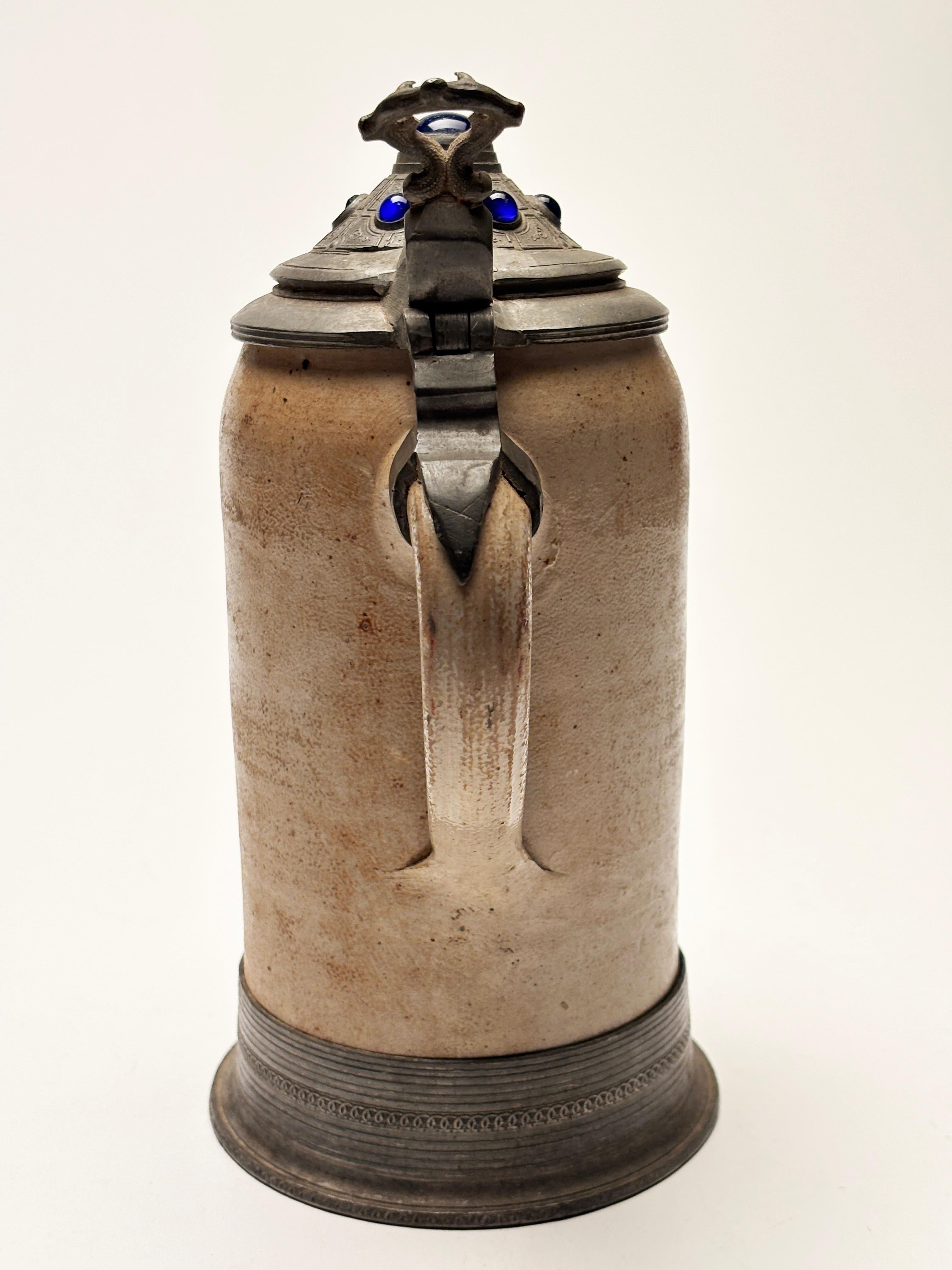 Stein da birra tedesco della fine del XIX secolo con decorazioni in vetro blu cobalto in vendita 9