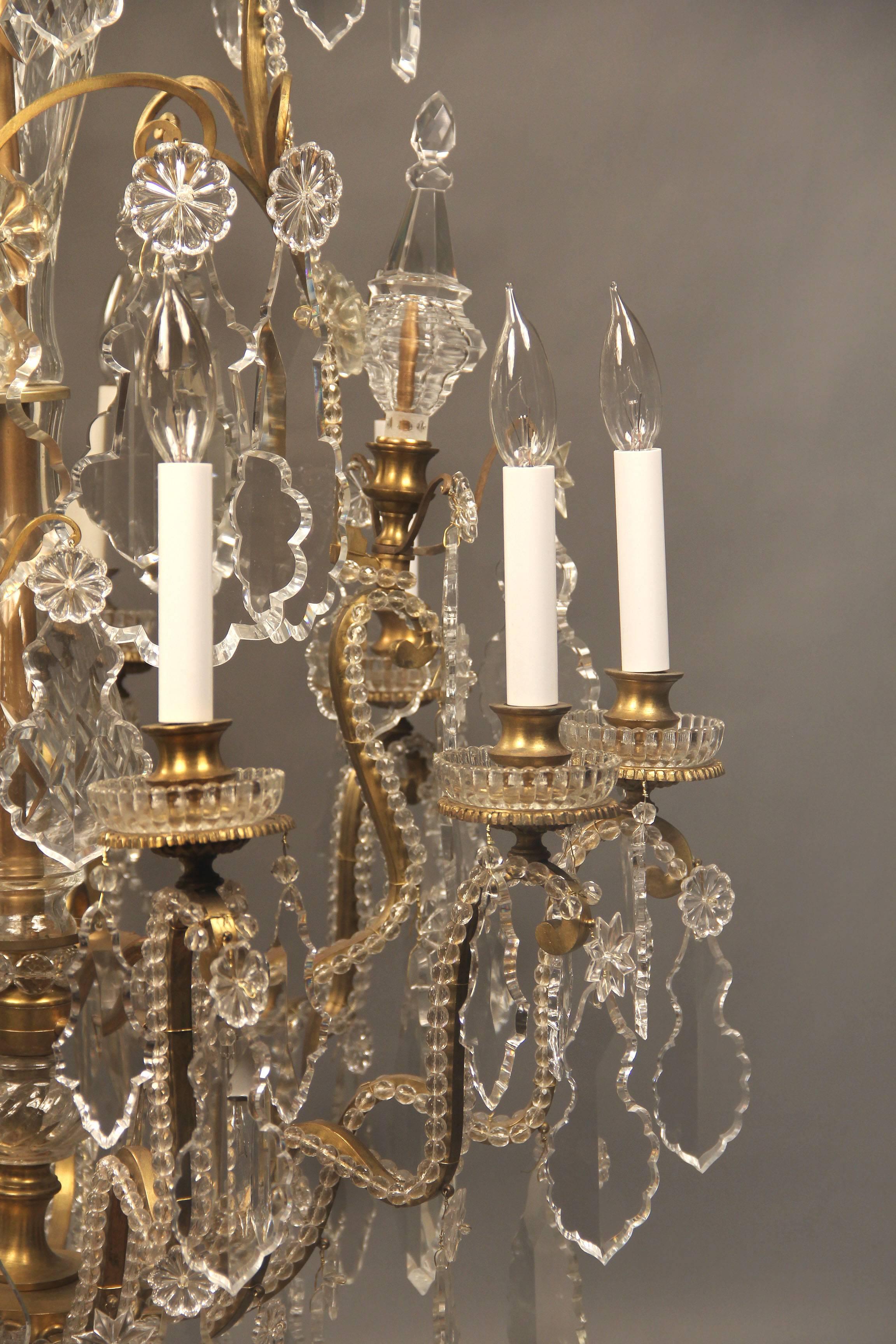 Late 19th Century Gilt Bronze and Baccarat Crystal Twelve-Light Chandelier In Excellent Condition For Sale In New York, NY
