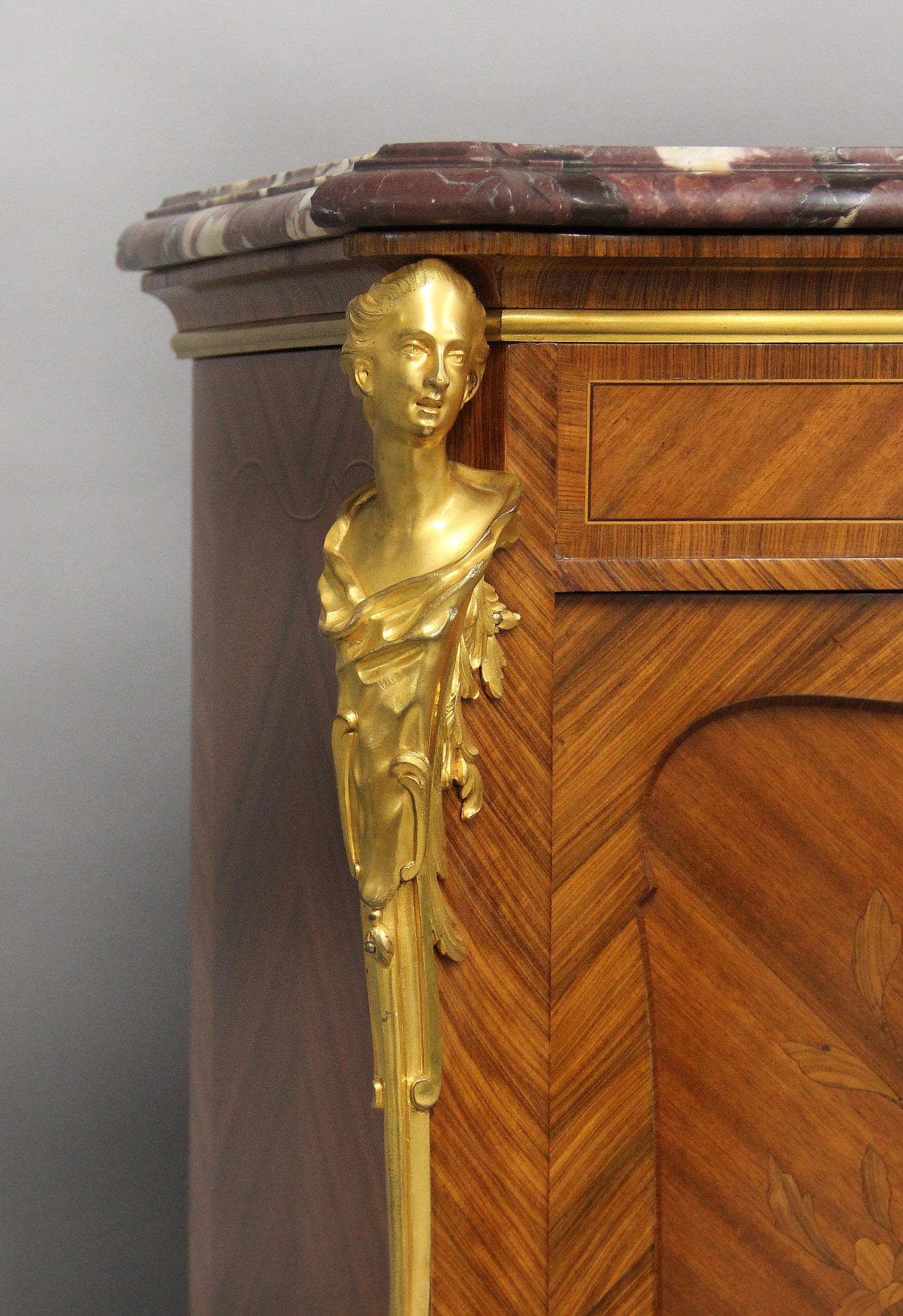 Belle Époque Armadio intarsiato in bronzo dorato di Francois Link della fine del XIX secolo in vendita