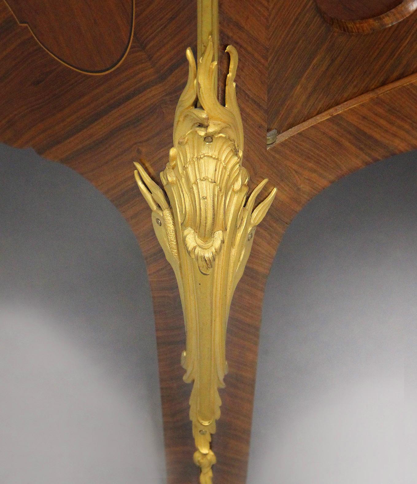 Bronzo Armadio intarsiato in bronzo dorato di Francois Link della fine del XIX secolo in vendita