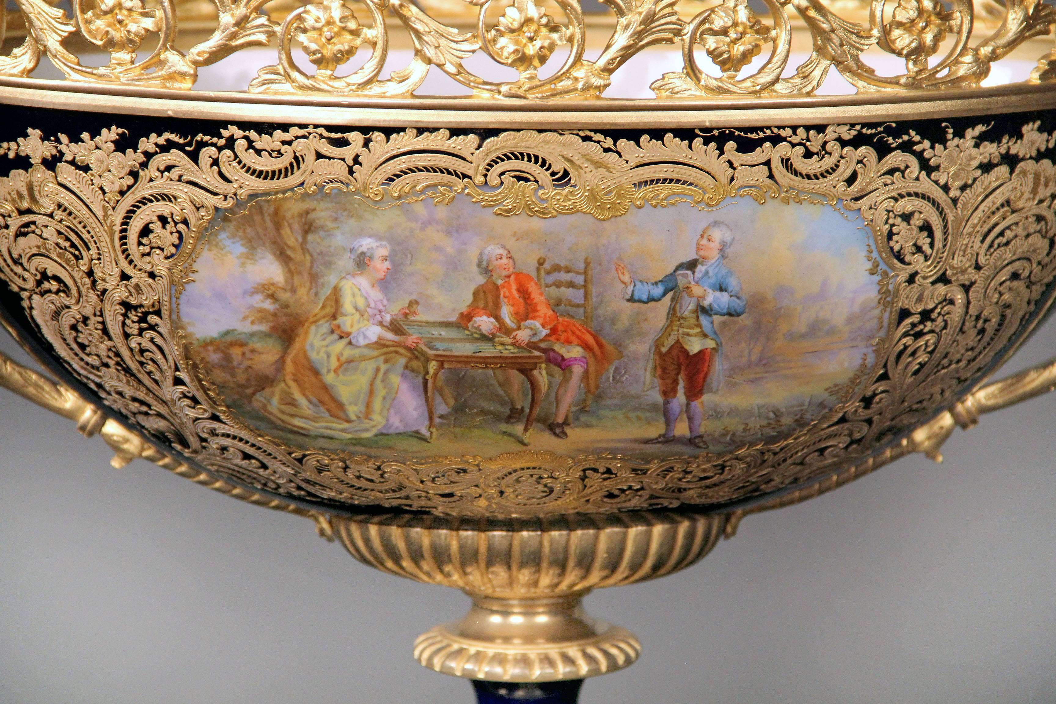 Belle Époque Late 19th Century Gilt Bronze Mounted Sèvres Style Porcelain Garniture For Sale