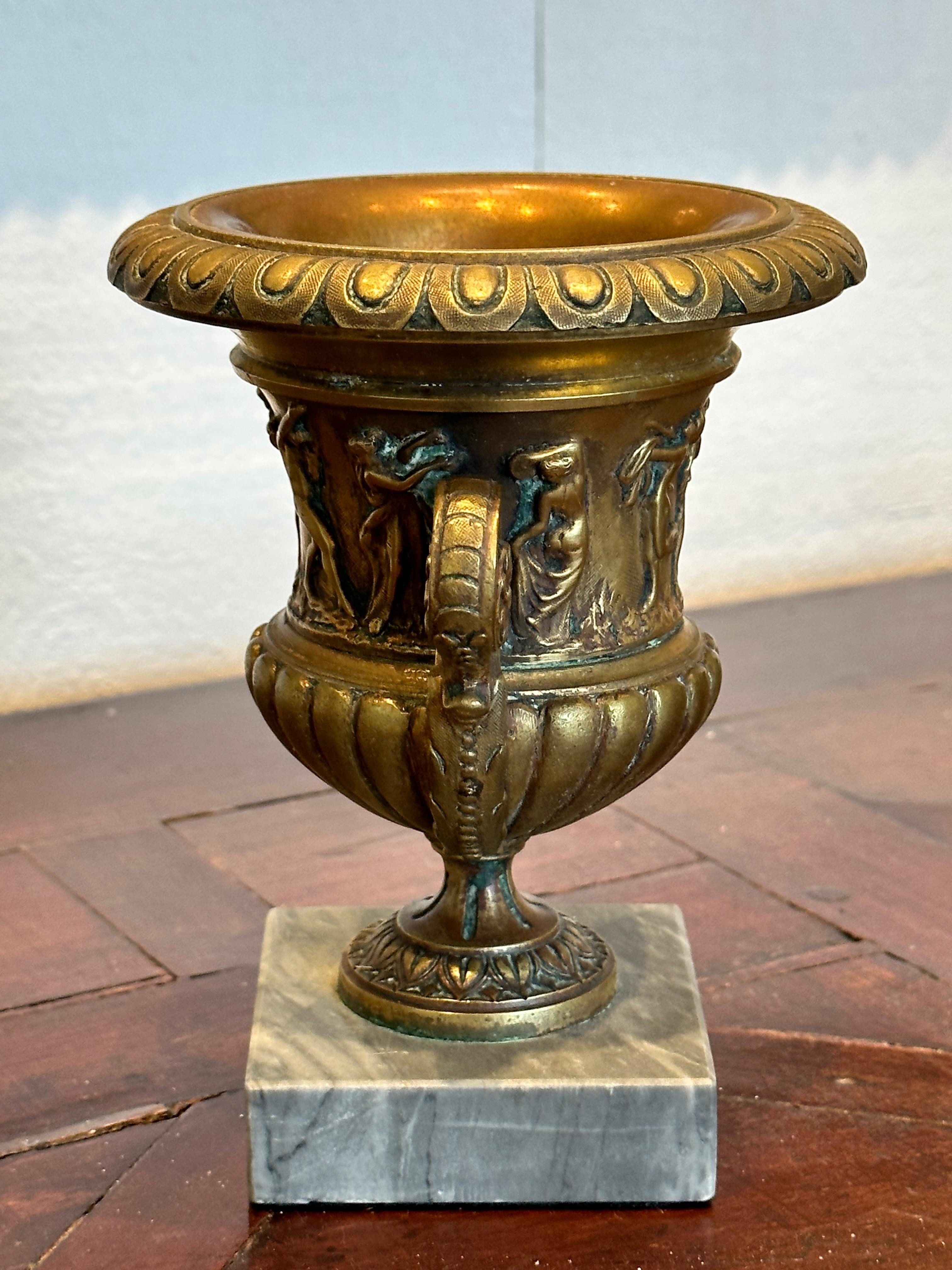Late 19th Century Gilt Bronze Urn In Good Condition In Charlottesville, VA