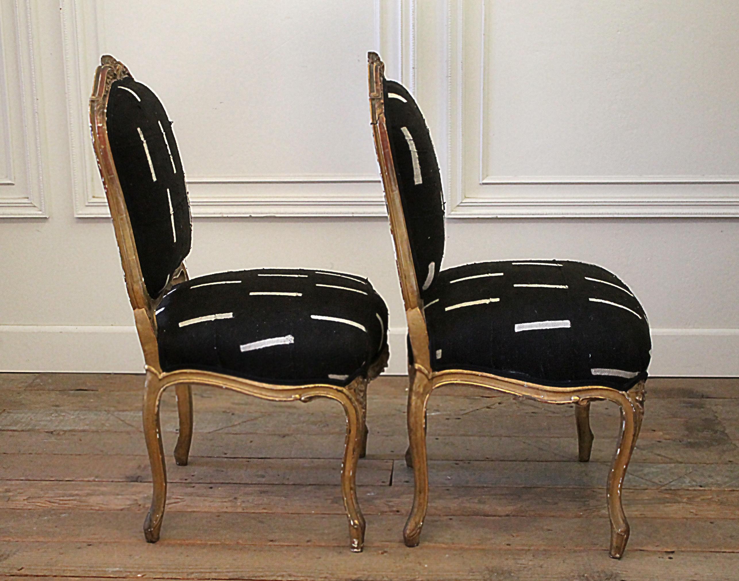 Late 19th Century Giltwood Louis XV Style French Chairs in Vintage Upholstery 11