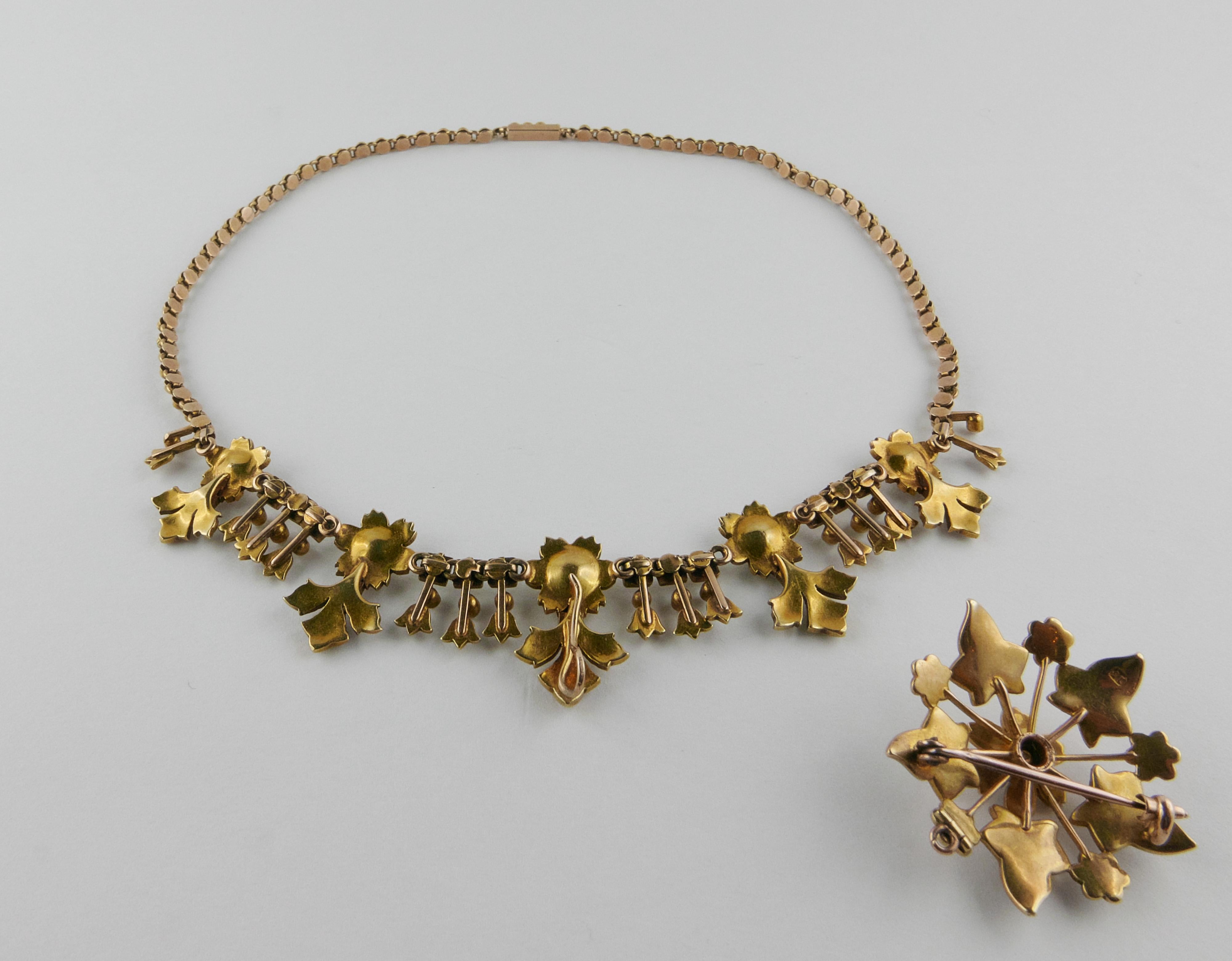 Mixed Cut Late 19th Century Gold and Pearls Necklace and Pendant For Sale