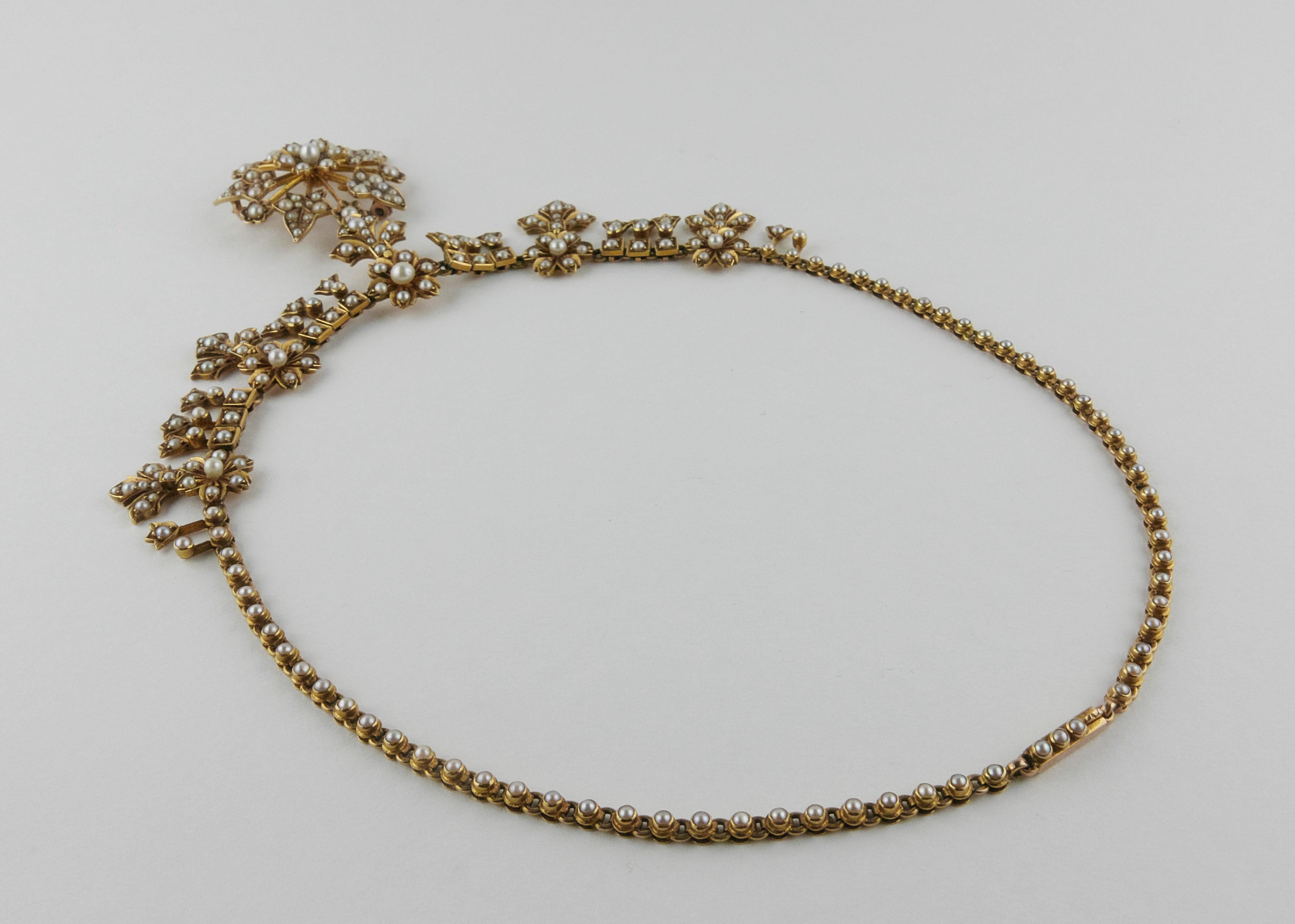 Women's Late 19th Century Gold and Pearls Necklace and Pendant For Sale