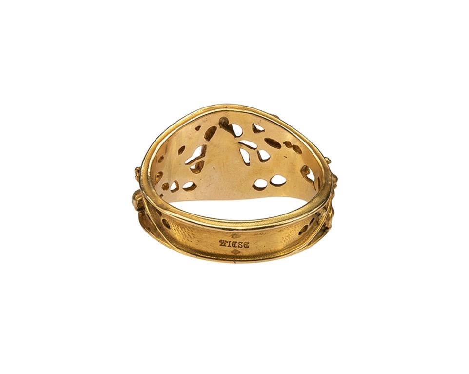 Revival Late 19th-century Gold Ring with Head of the Virgin by Louis Wièse