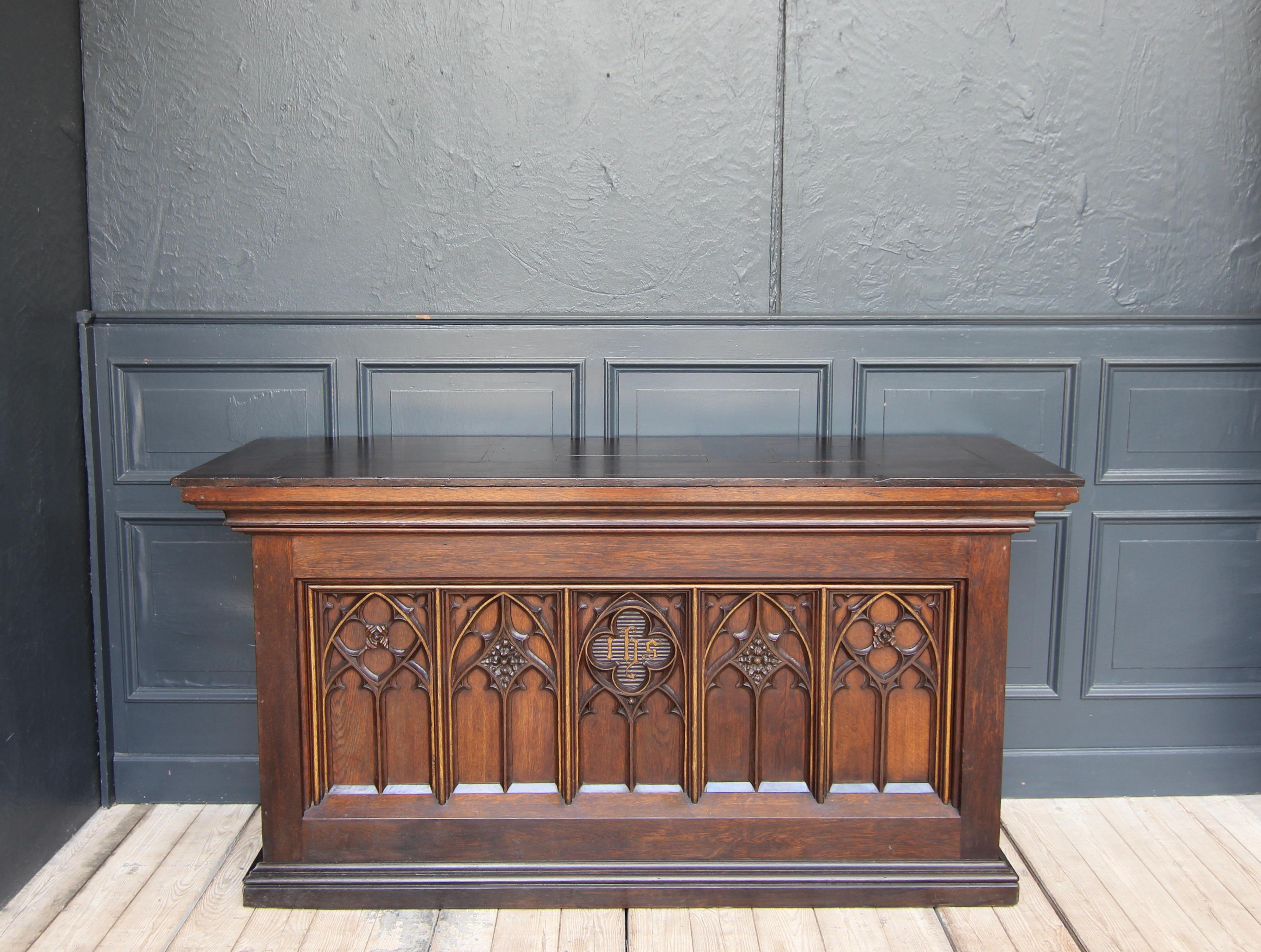 Late 19th Century Gothic Revival Shop Counter made of Oak 2