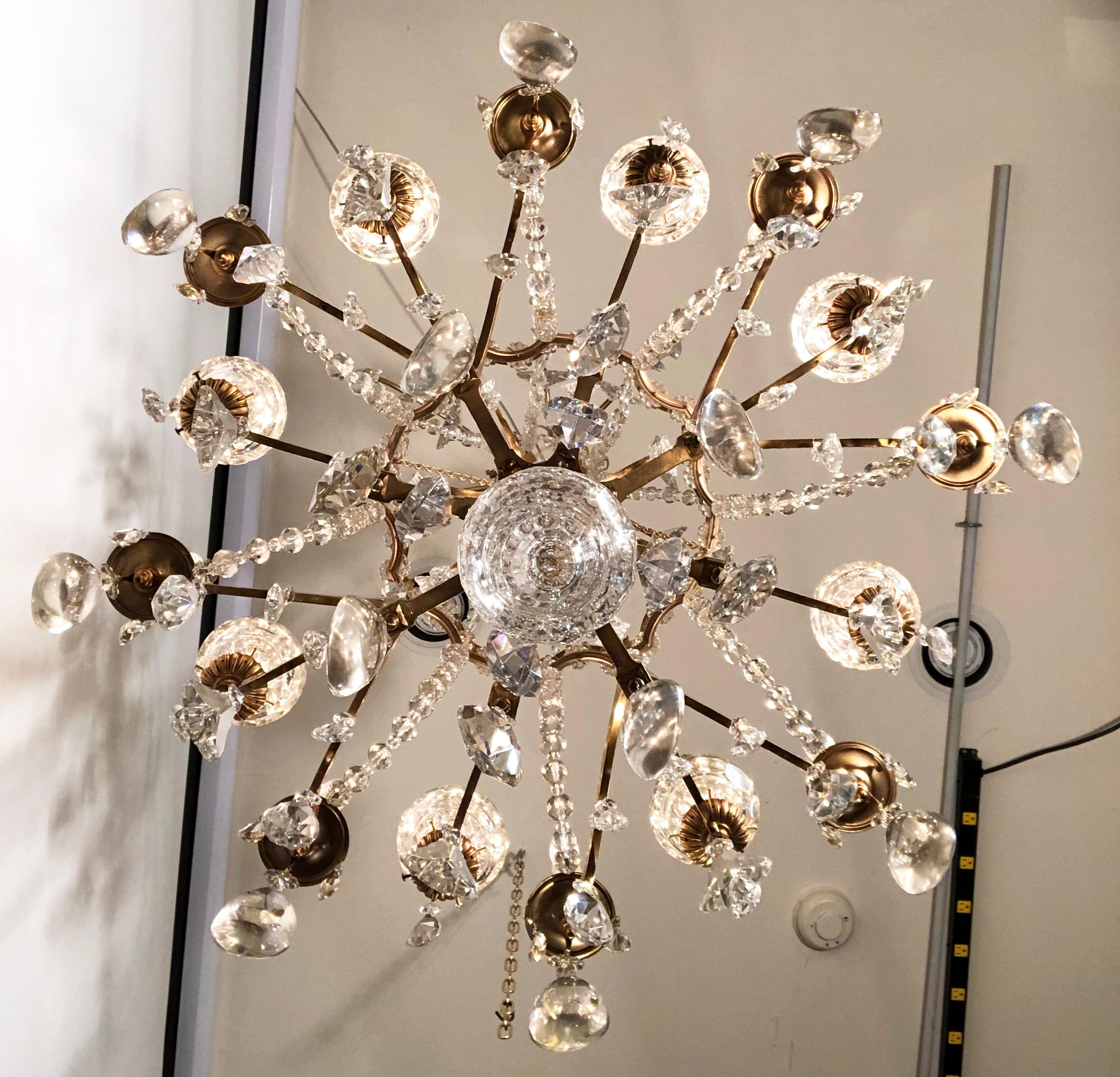 French Late 19th Century Grand Louis XV Style Crystal and Gilt Bronze Chandelier For Sale