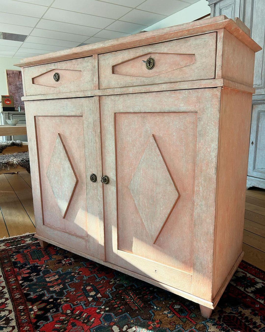 Late 19th Century Gustavian Swedish Sideboard In Good Condition For Sale In Kvidinge, SE