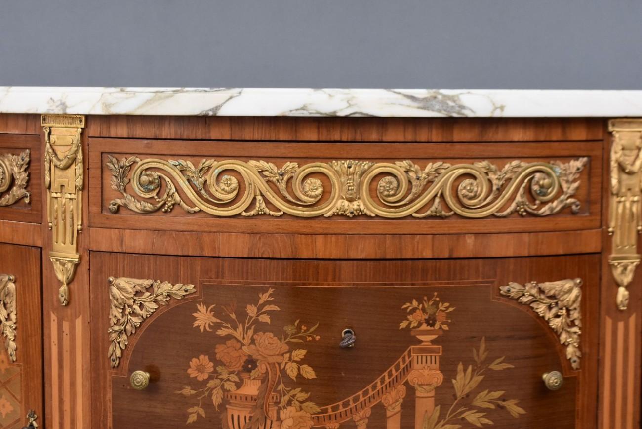 Late 19th Century Half-Moon Chest Louis XVI Style with Inlaid Doors In Good Condition In Marseille, FR