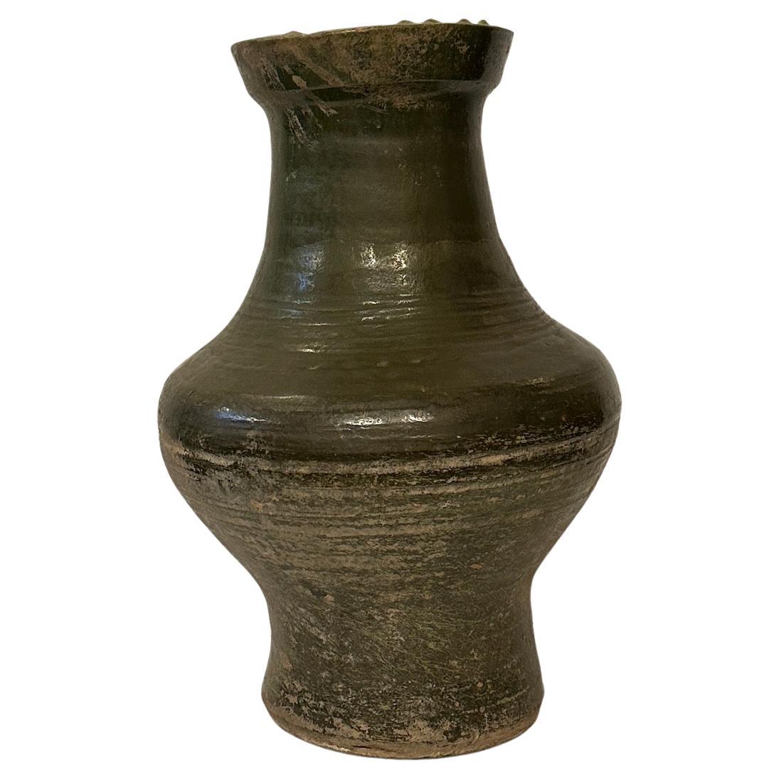 Smaltato Late 19th Century Han Style Glazed Earthenware Vase in vendita