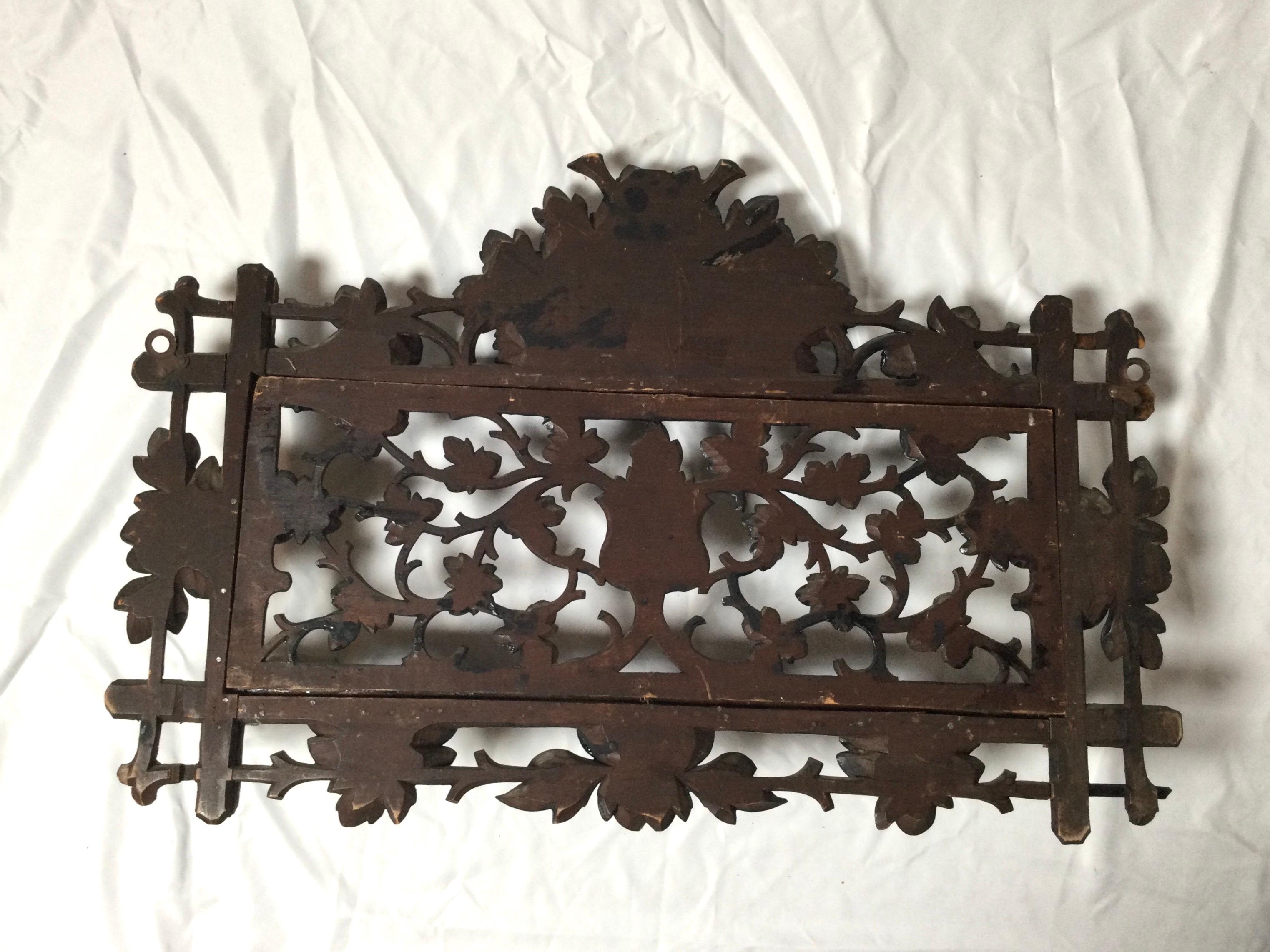 Late 19th Century Hand Carved Black Forrest Walnut Hanging Towel Rack In Excellent Condition In Lambertville, NJ