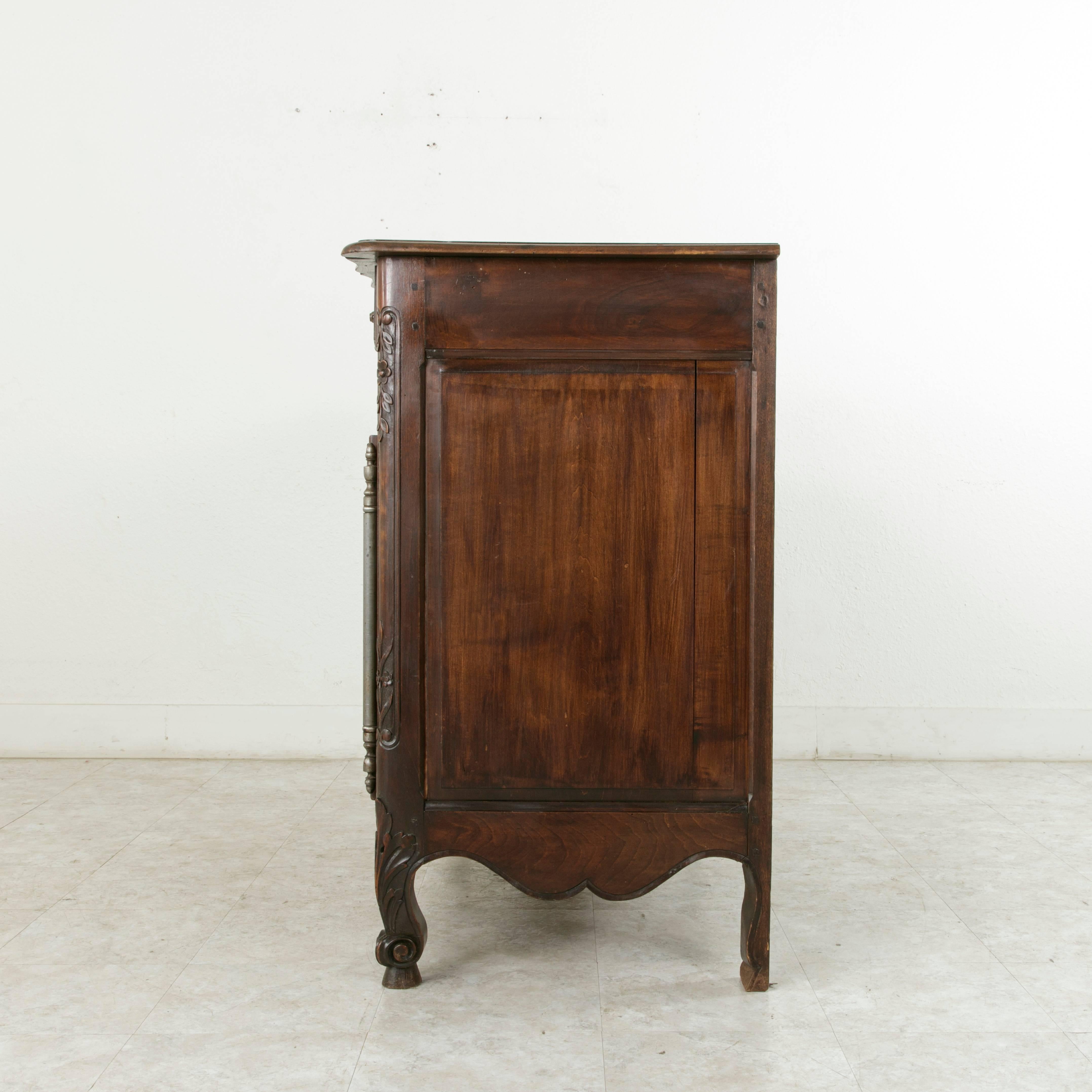Late 19th Century Hand-Carved French Walnut Buffet or Sideboard from Provence 6