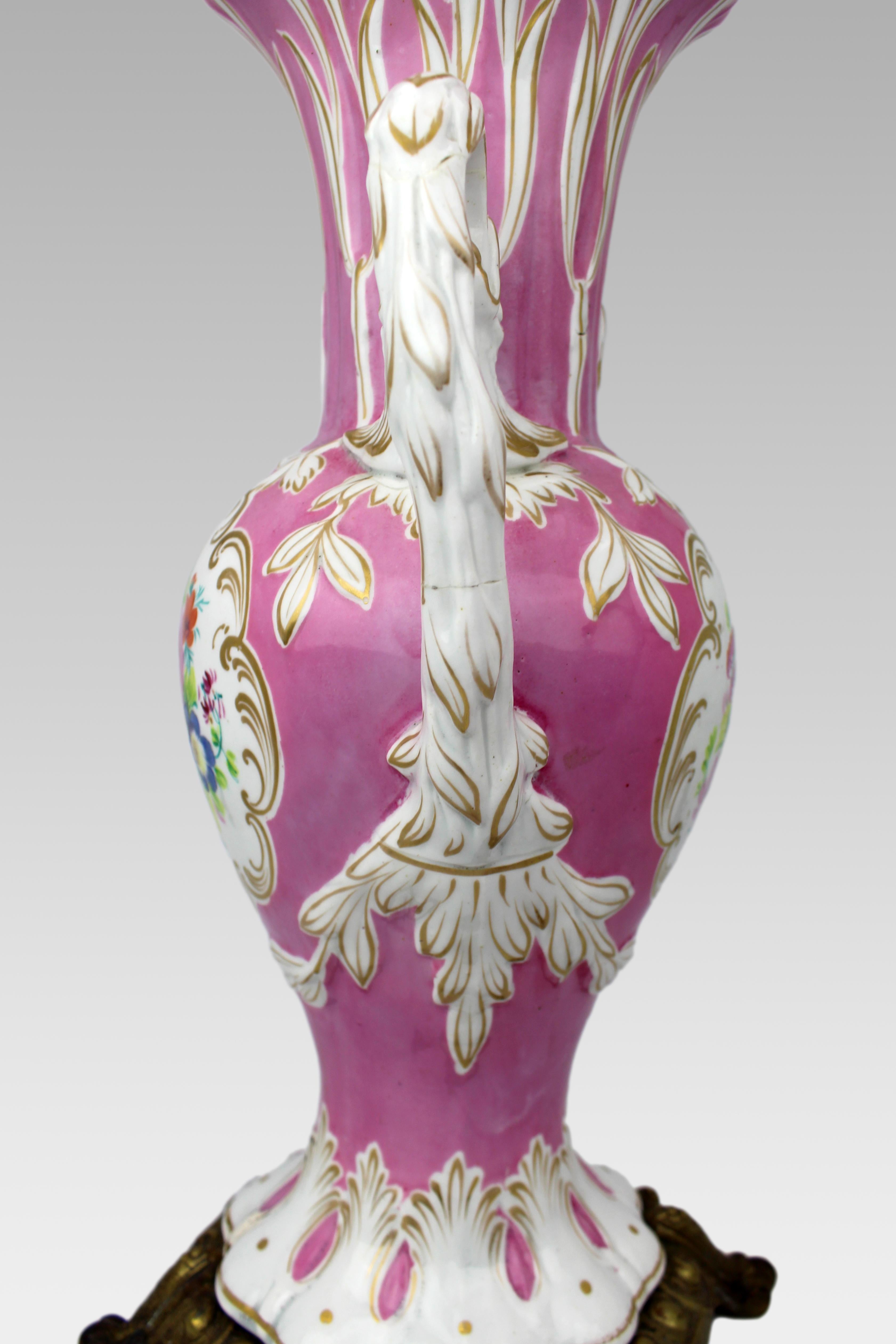 Late 19th Century Hand Painted Porcelain Table Lamp with Brass Base, circa 1890 For Sale 8