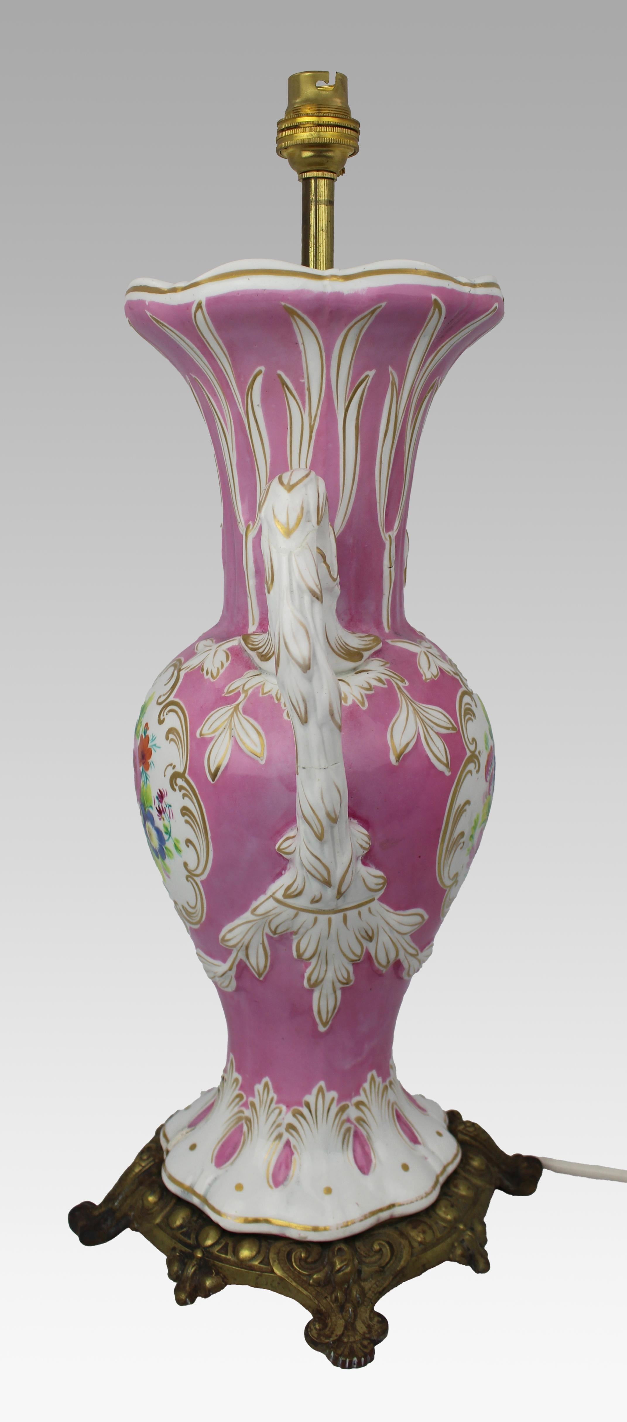 Late 19th Century Hand Painted Porcelain Table Lamp with Brass Base, circa 1890 For Sale 5