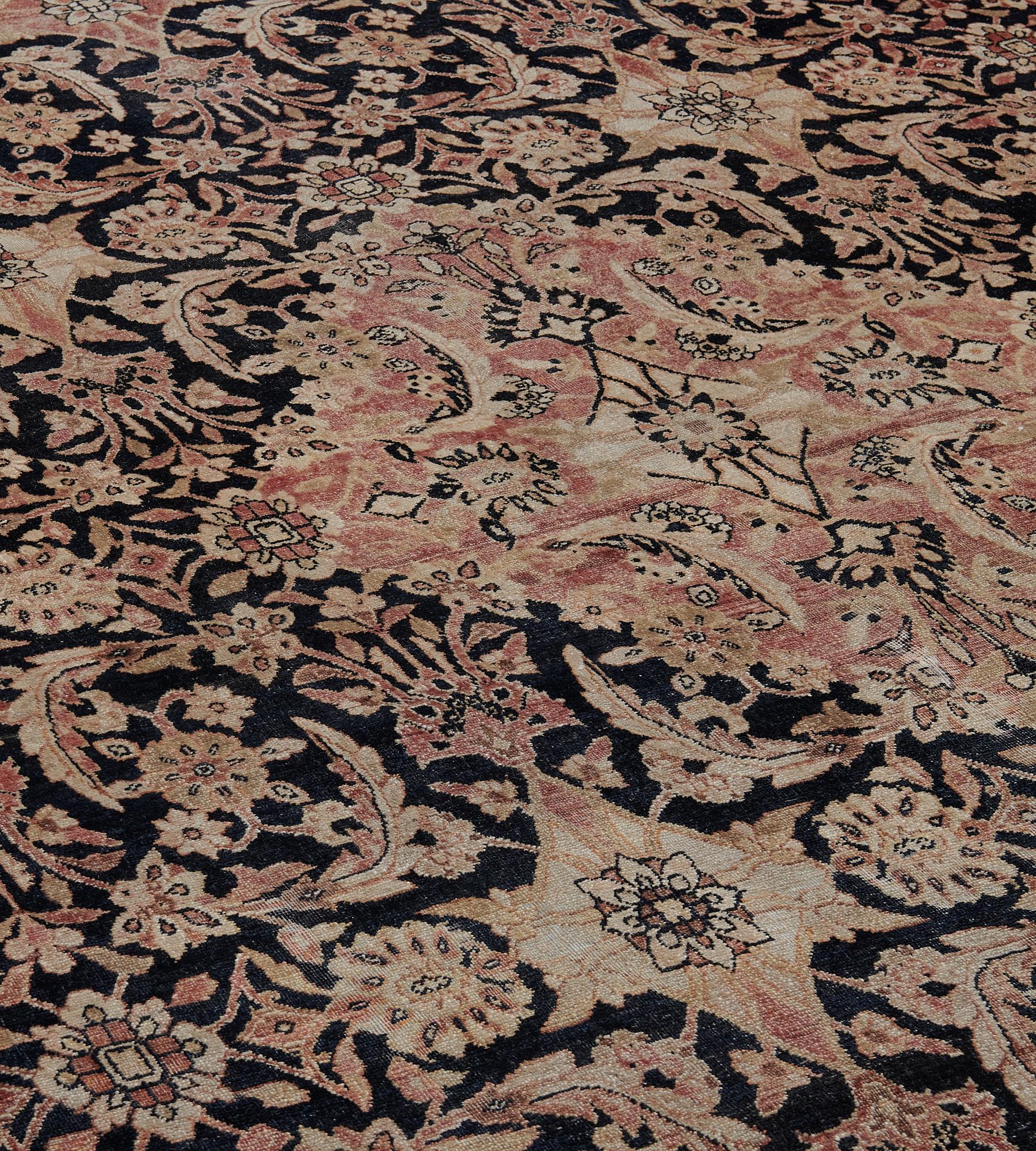 Hand-Woven Late 19th Century Hand-woven Antique Wool Persian Kirman For Sale