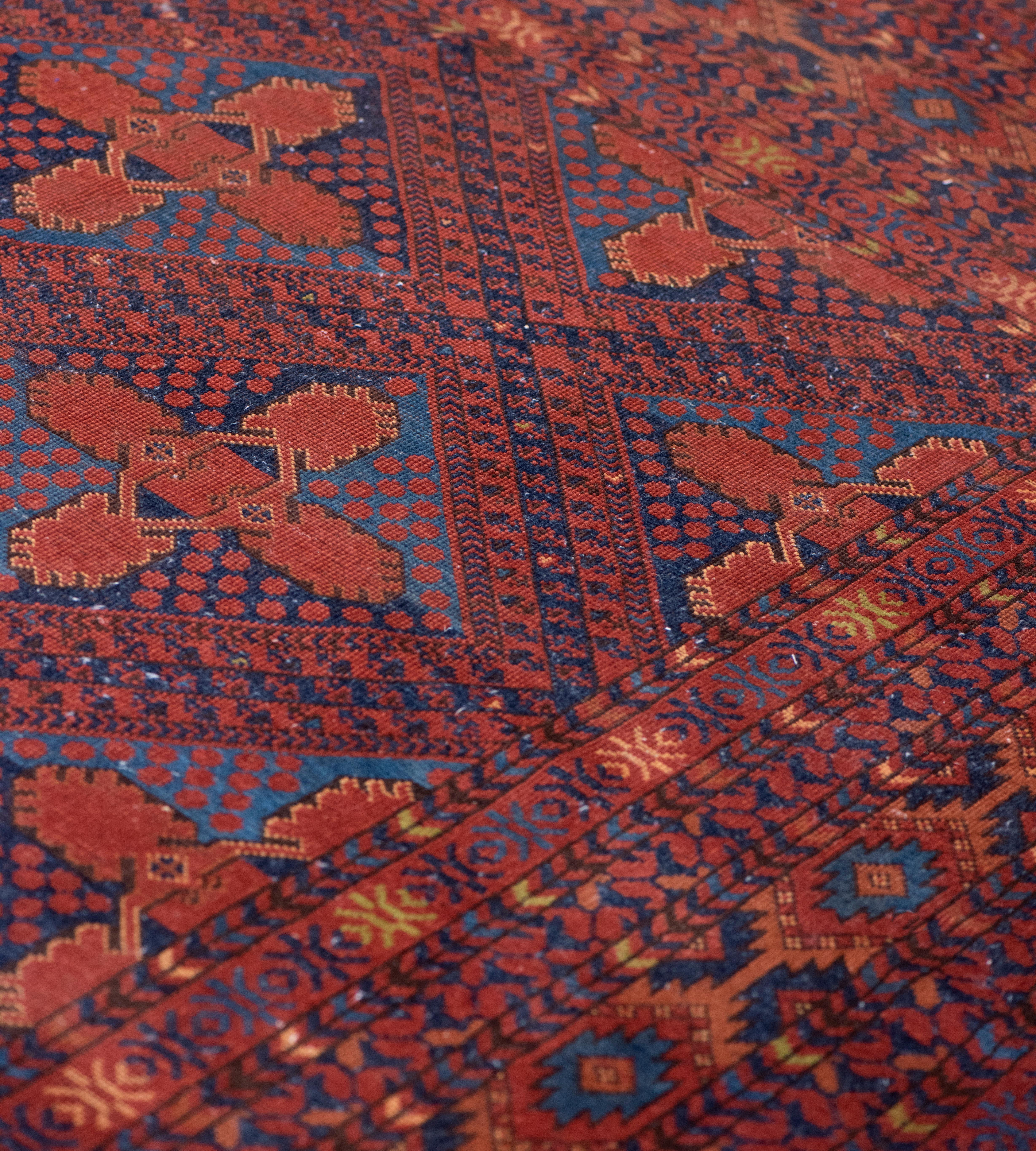 Handgewebter antiker Bokhara-Teppich aus dem späten 19. im Angebot 2