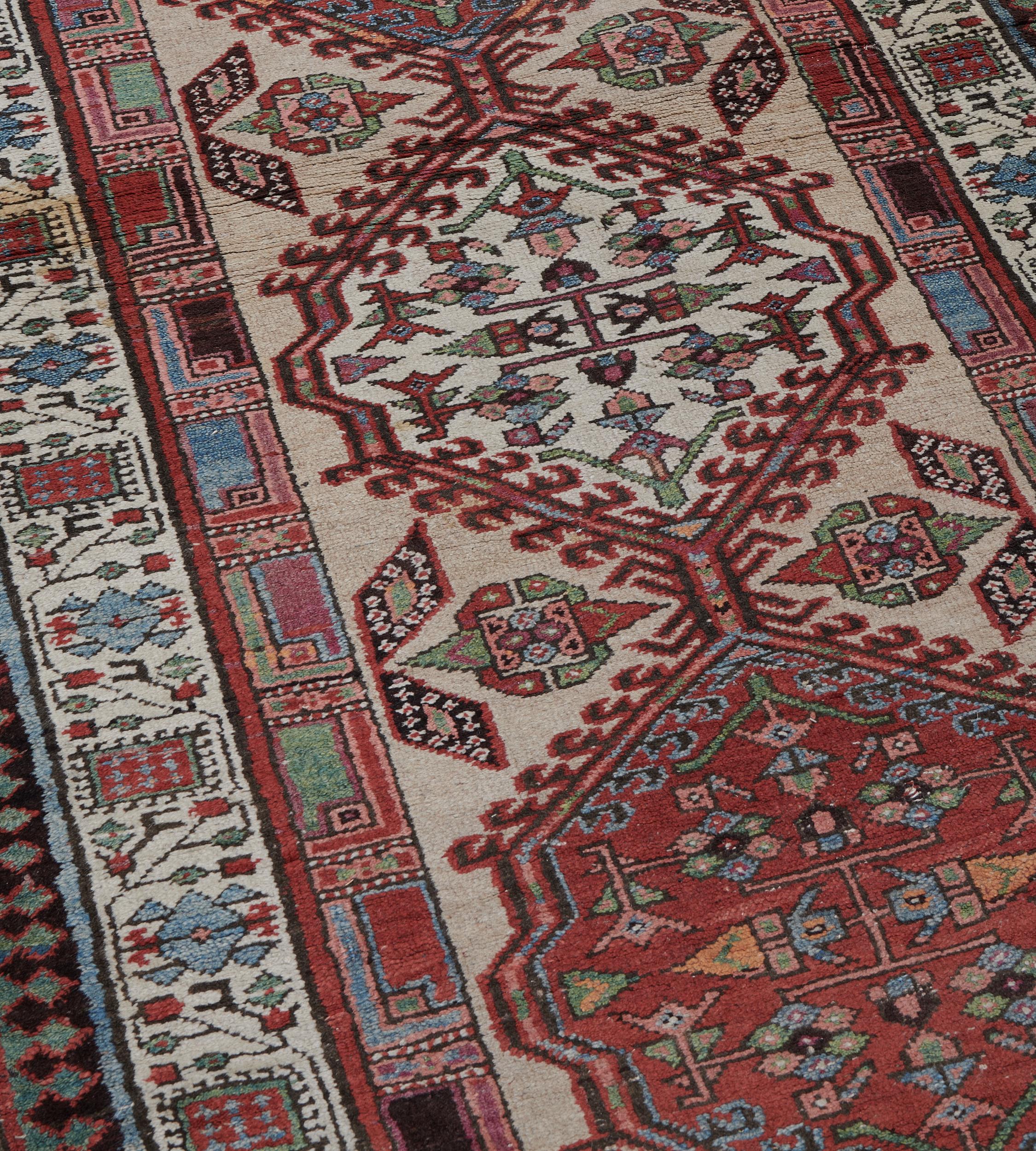 Late 19th Century Handwoven Wool Persian Serab Runner For Sale 1